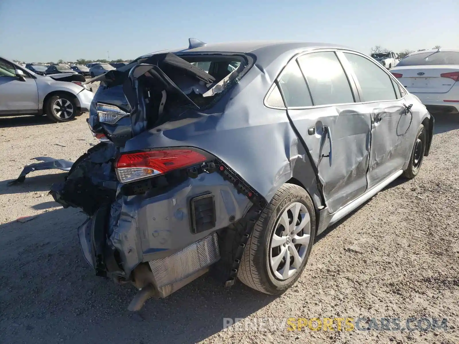 4 Photograph of a damaged car 5YFEPRAEXLP114257 TOYOTA COROLLA 2020