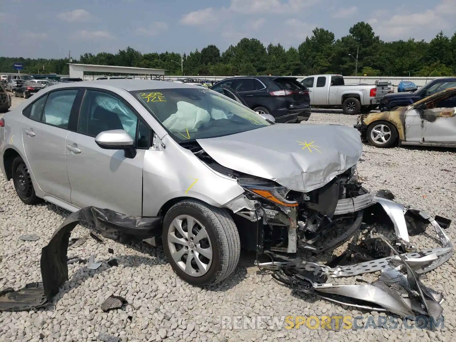 1 Photograph of a damaged car 5YFEPRAEXLP117336 TOYOTA COROLLA 2020