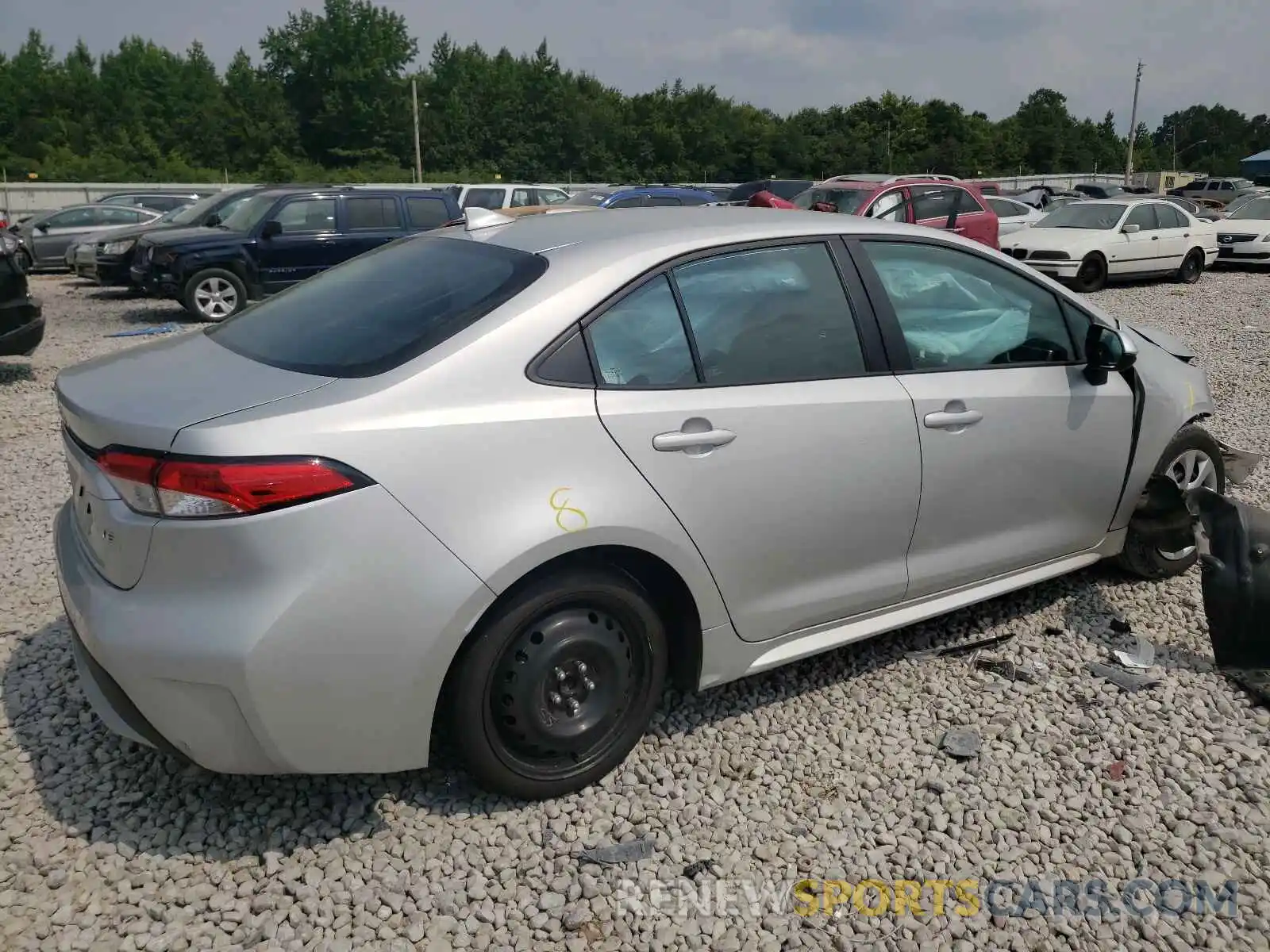 4 Photograph of a damaged car 5YFEPRAEXLP117336 TOYOTA COROLLA 2020