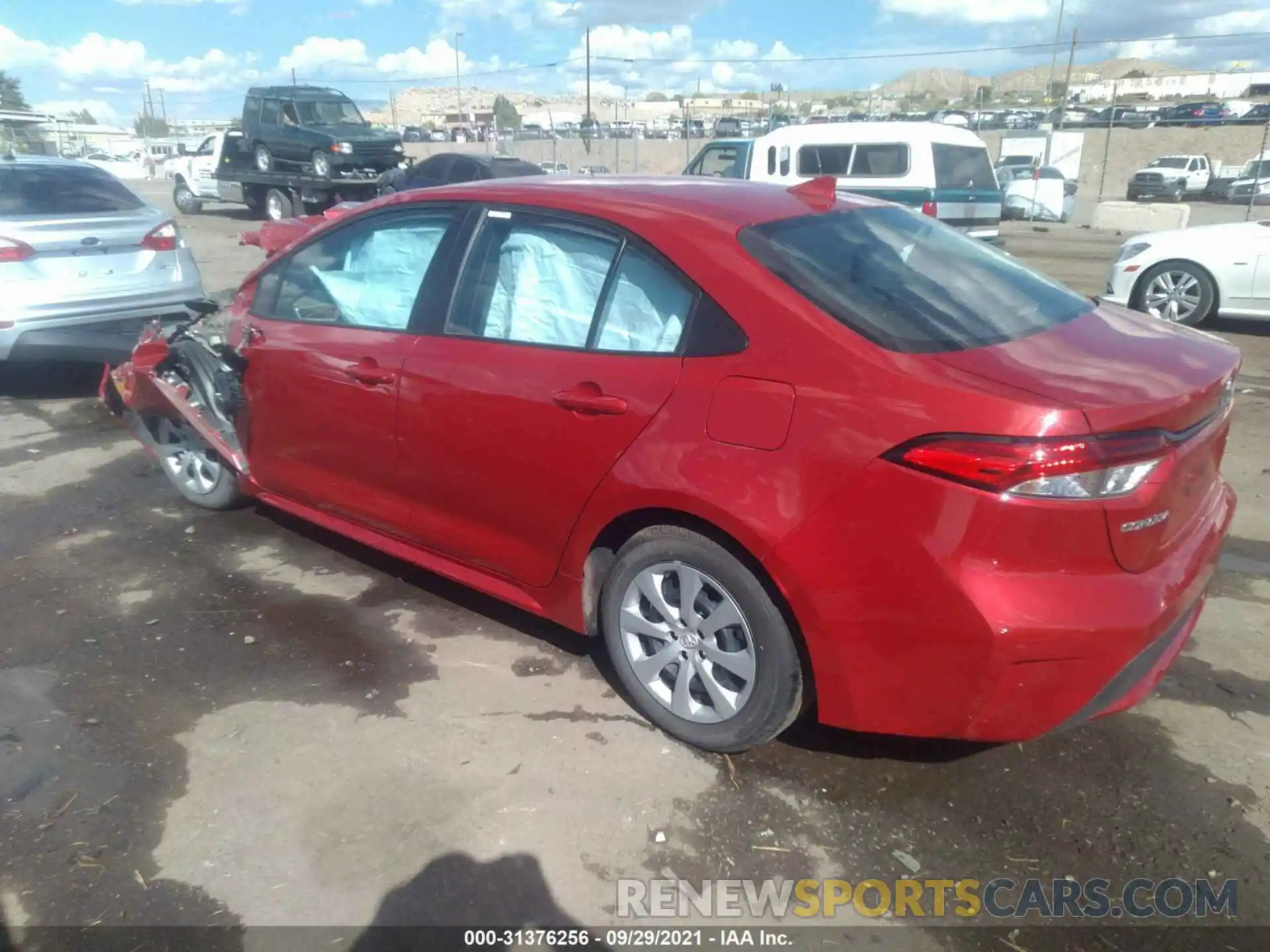 3 Photograph of a damaged car 5YFEPRAEXLP118034 TOYOTA COROLLA 2020