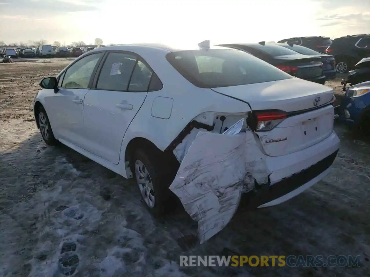 3 Photograph of a damaged car 5YFEPRAEXLP118678 TOYOTA COROLLA 2020