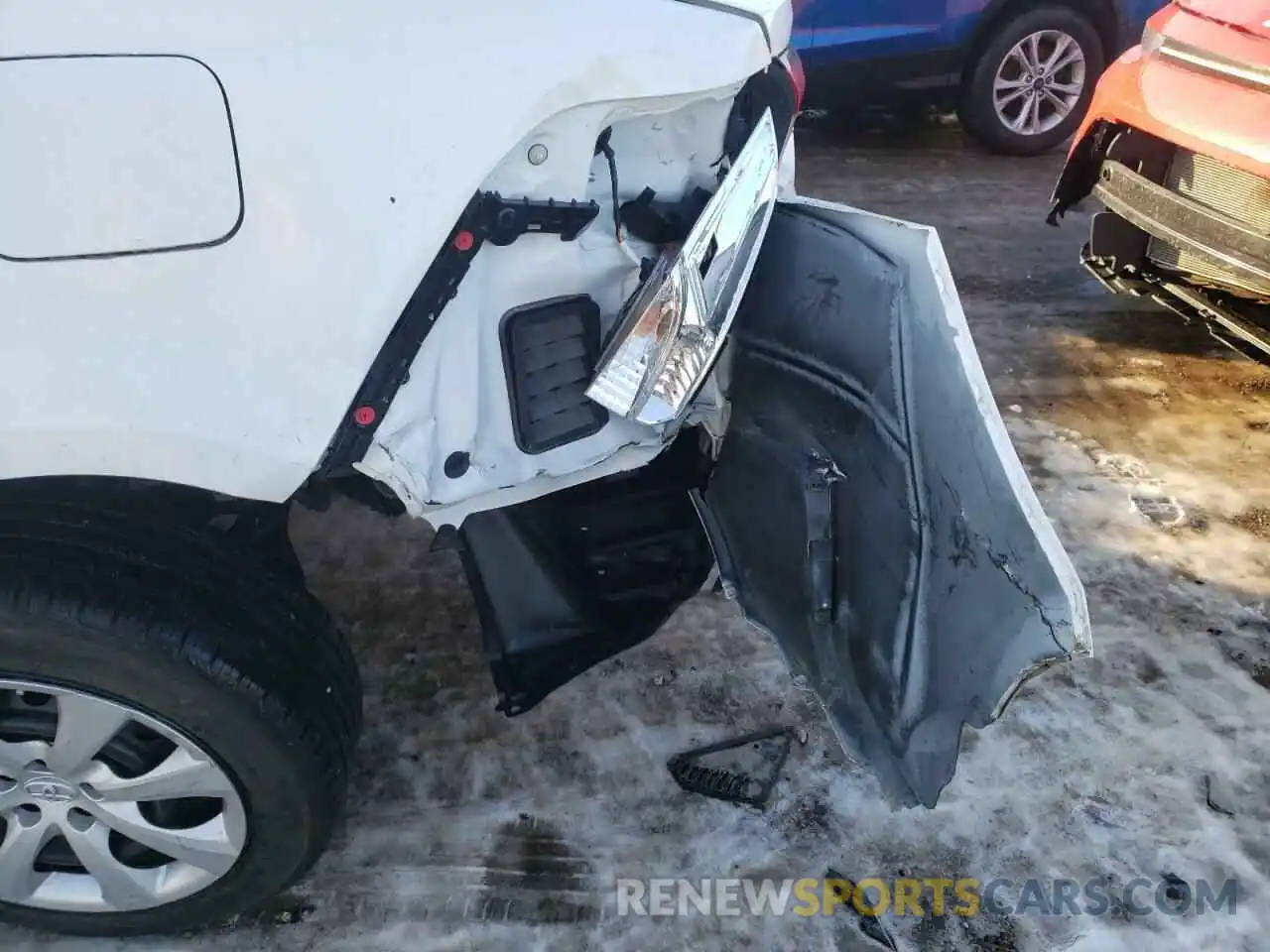 9 Photograph of a damaged car 5YFEPRAEXLP118678 TOYOTA COROLLA 2020