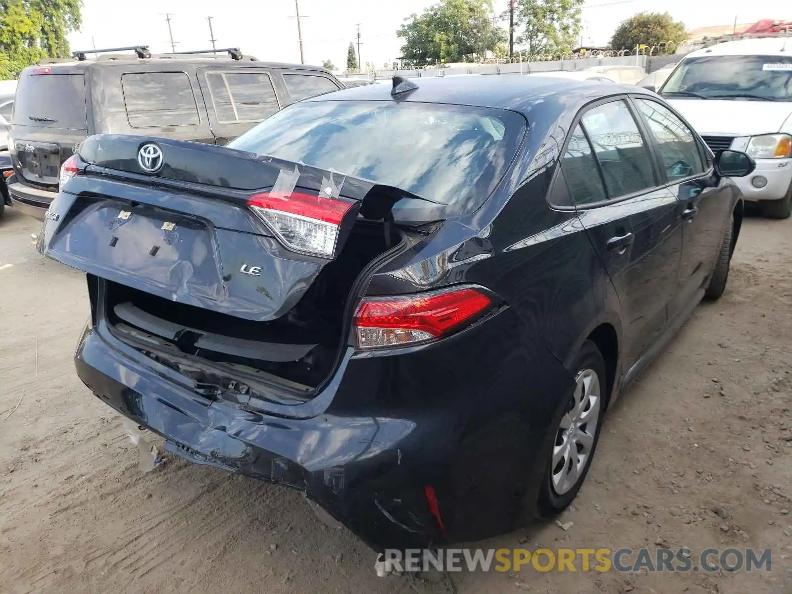 4 Photograph of a damaged car 5YFEPRAEXLP118907 TOYOTA COROLLA 2020