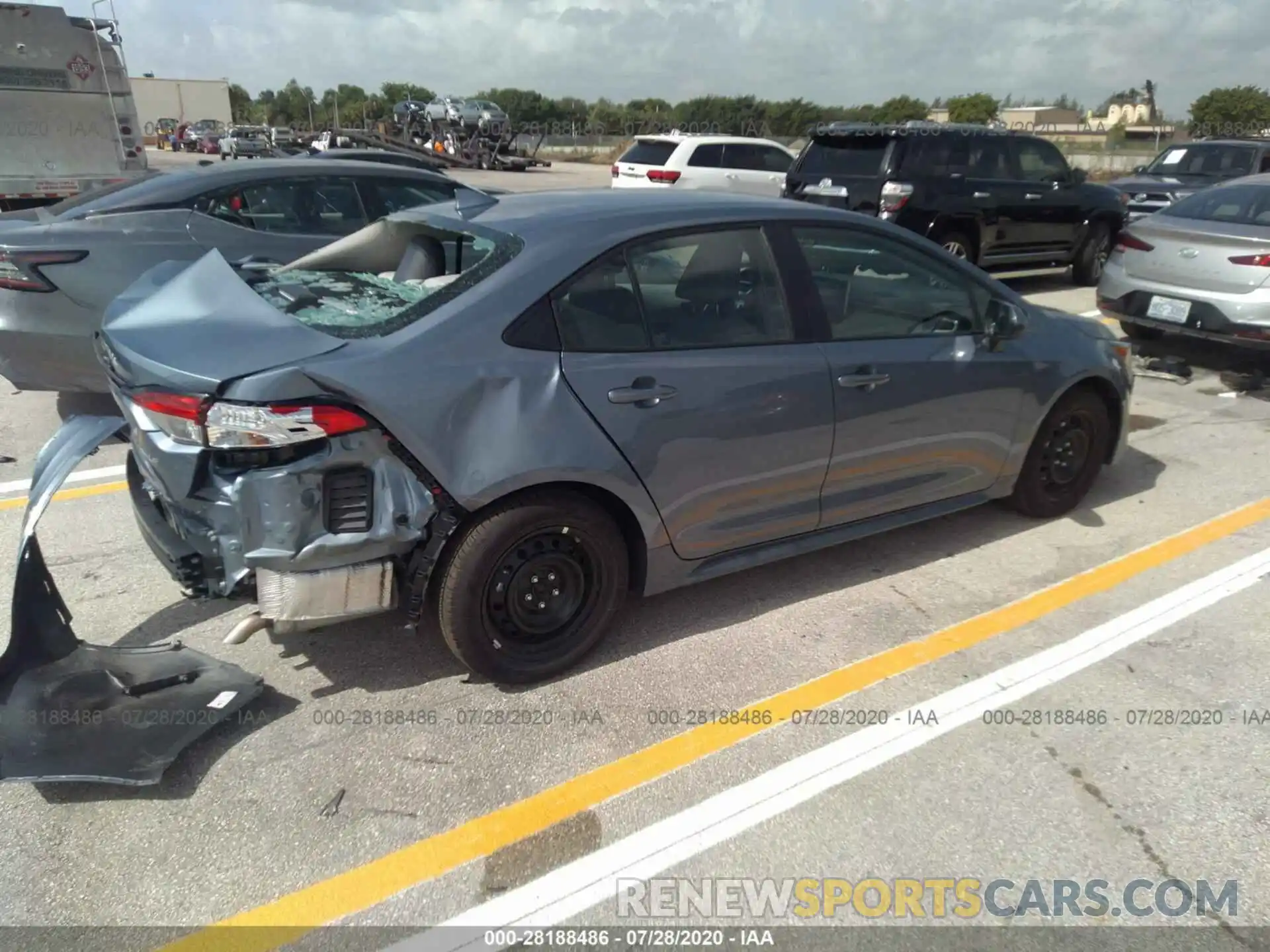 4 Photograph of a damaged car 5YFEPRAEXLP119166 TOYOTA COROLLA 2020