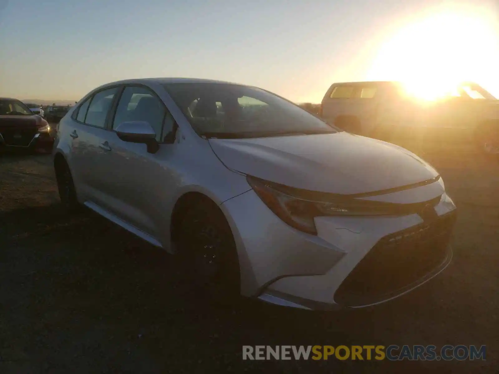 1 Photograph of a damaged car 5YFEPRAEXLP121032 TOYOTA COROLLA 2020