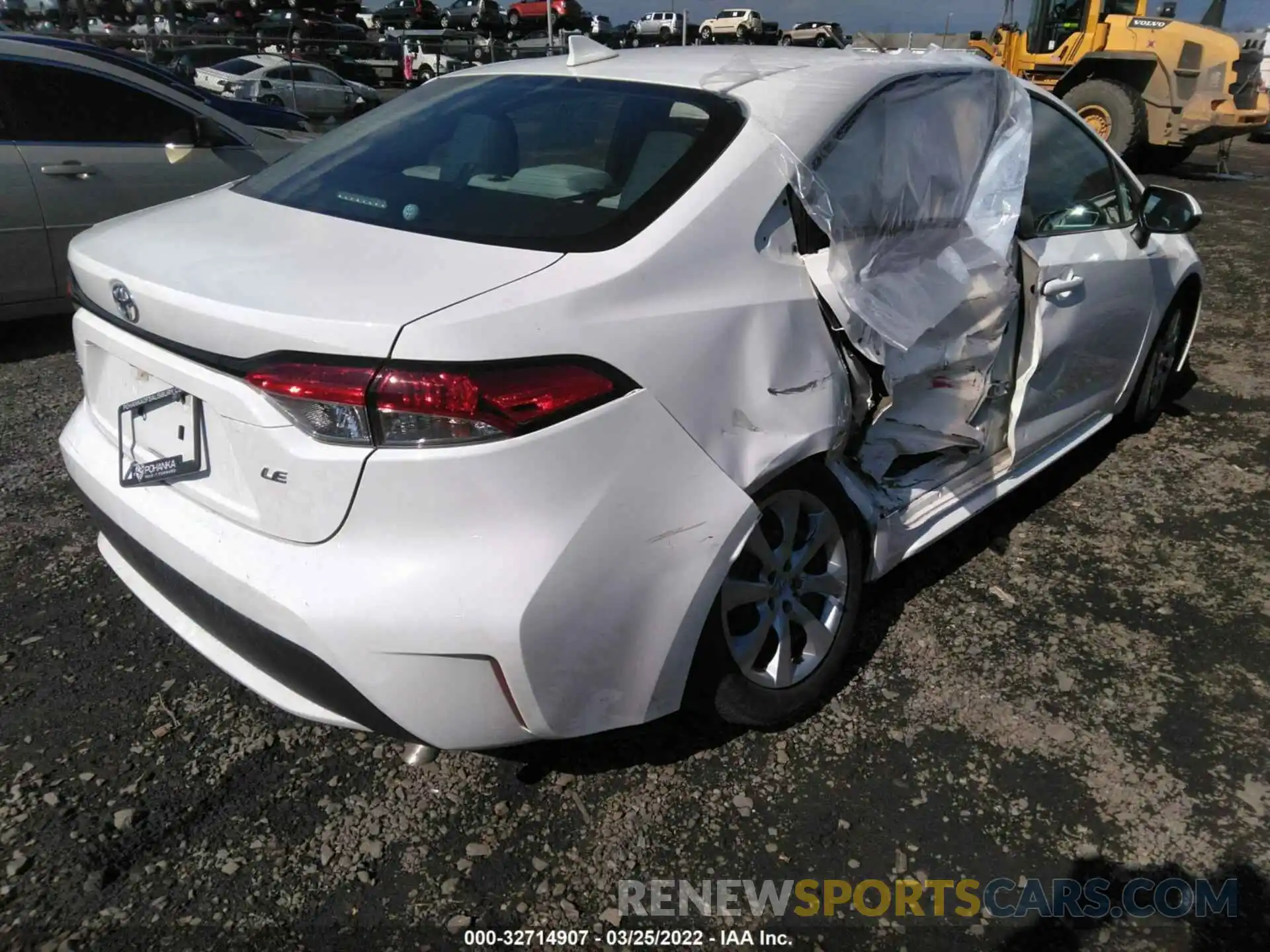 4 Photograph of a damaged car 5YFEPRAEXLP124593 TOYOTA COROLLA 2020