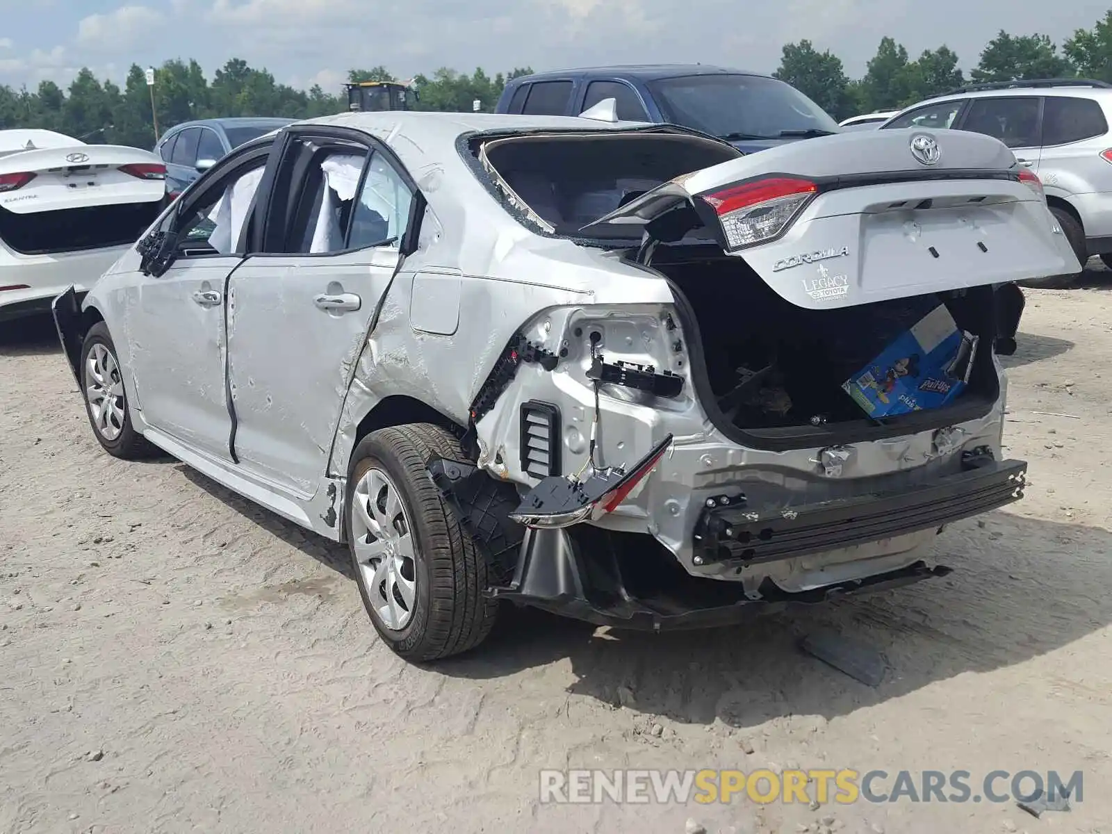 3 Photograph of a damaged car 5YFEPRAEXLP124805 TOYOTA COROLLA 2020