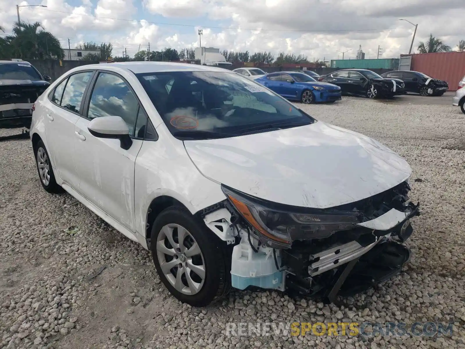 1 Photograph of a damaged car 5YFEPRAEXLP127333 TOYOTA COROLLA 2020