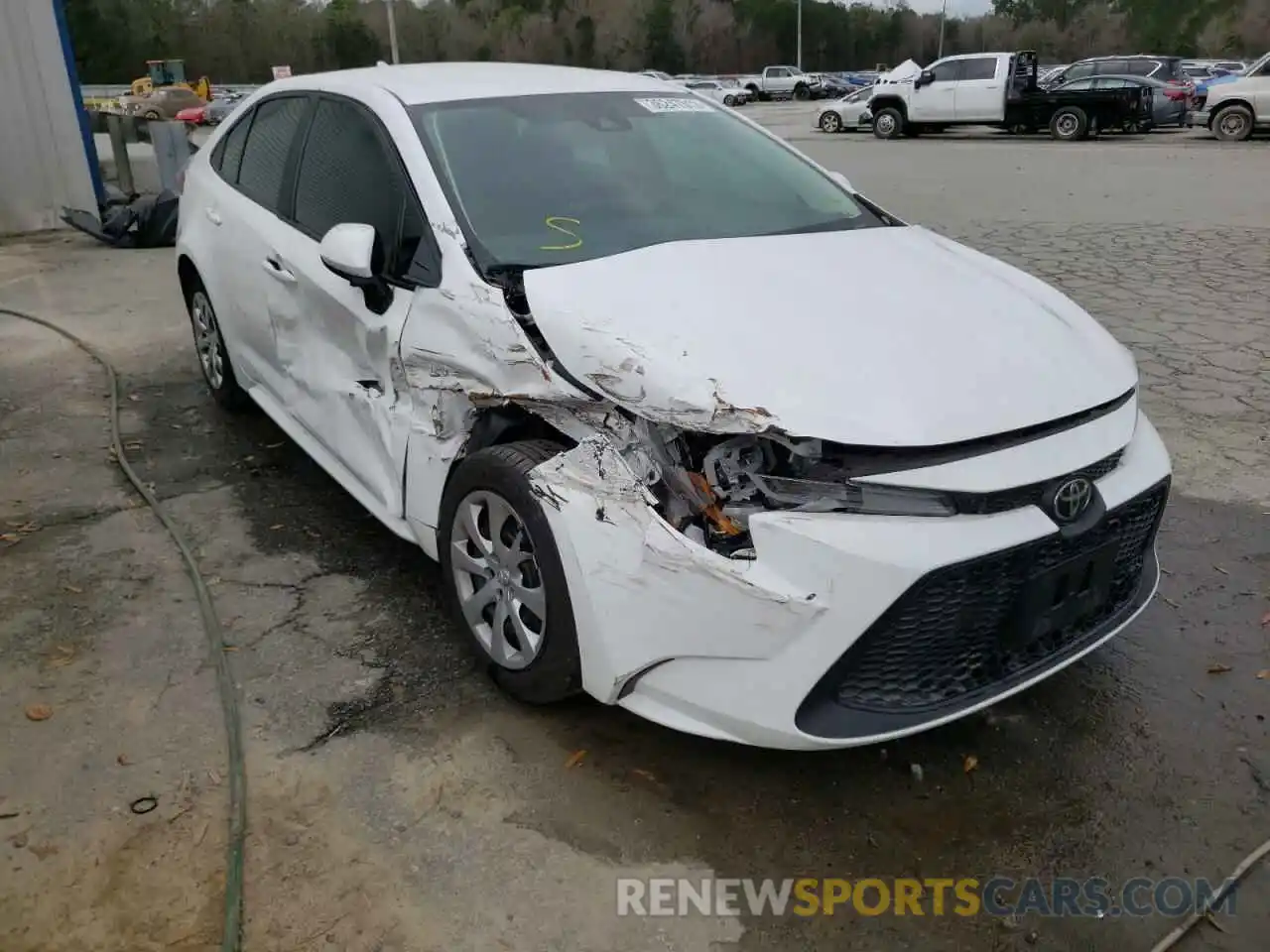 1 Photograph of a damaged car 5YFEPRAEXLP131088 TOYOTA COROLLA 2020