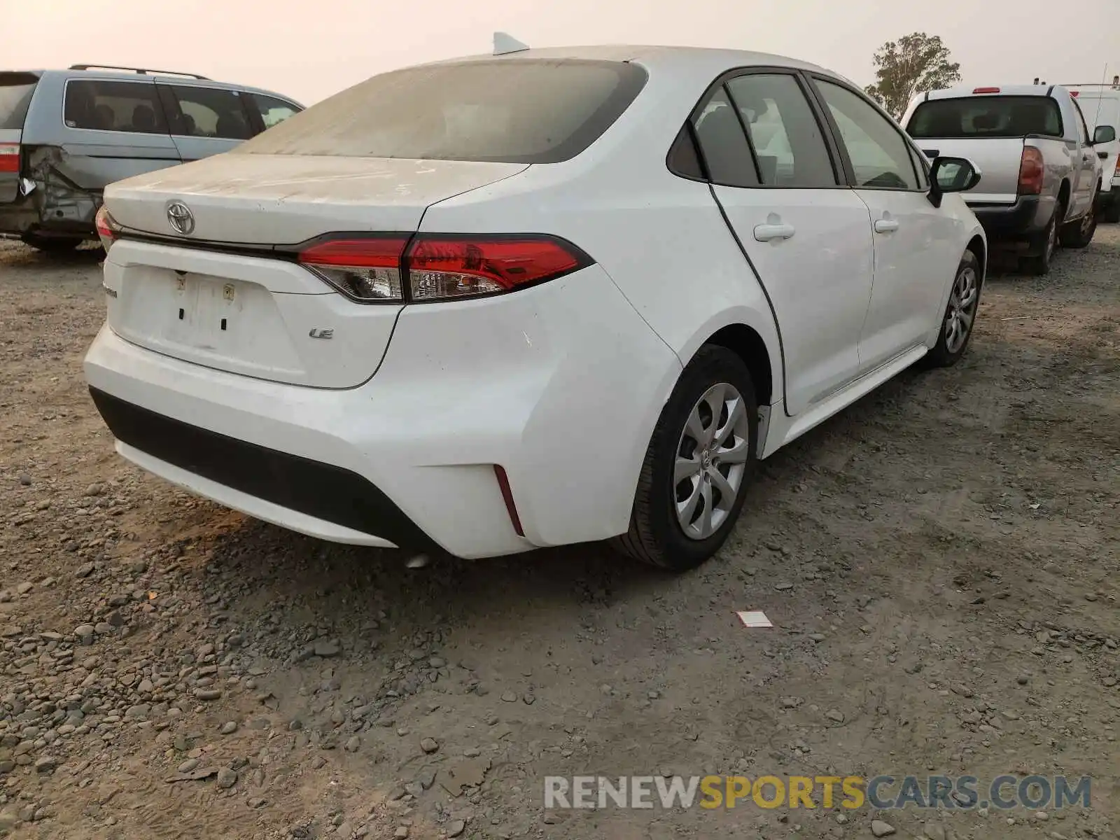 4 Photograph of a damaged car 5YFEPRAEXLP132211 TOYOTA COROLLA 2020