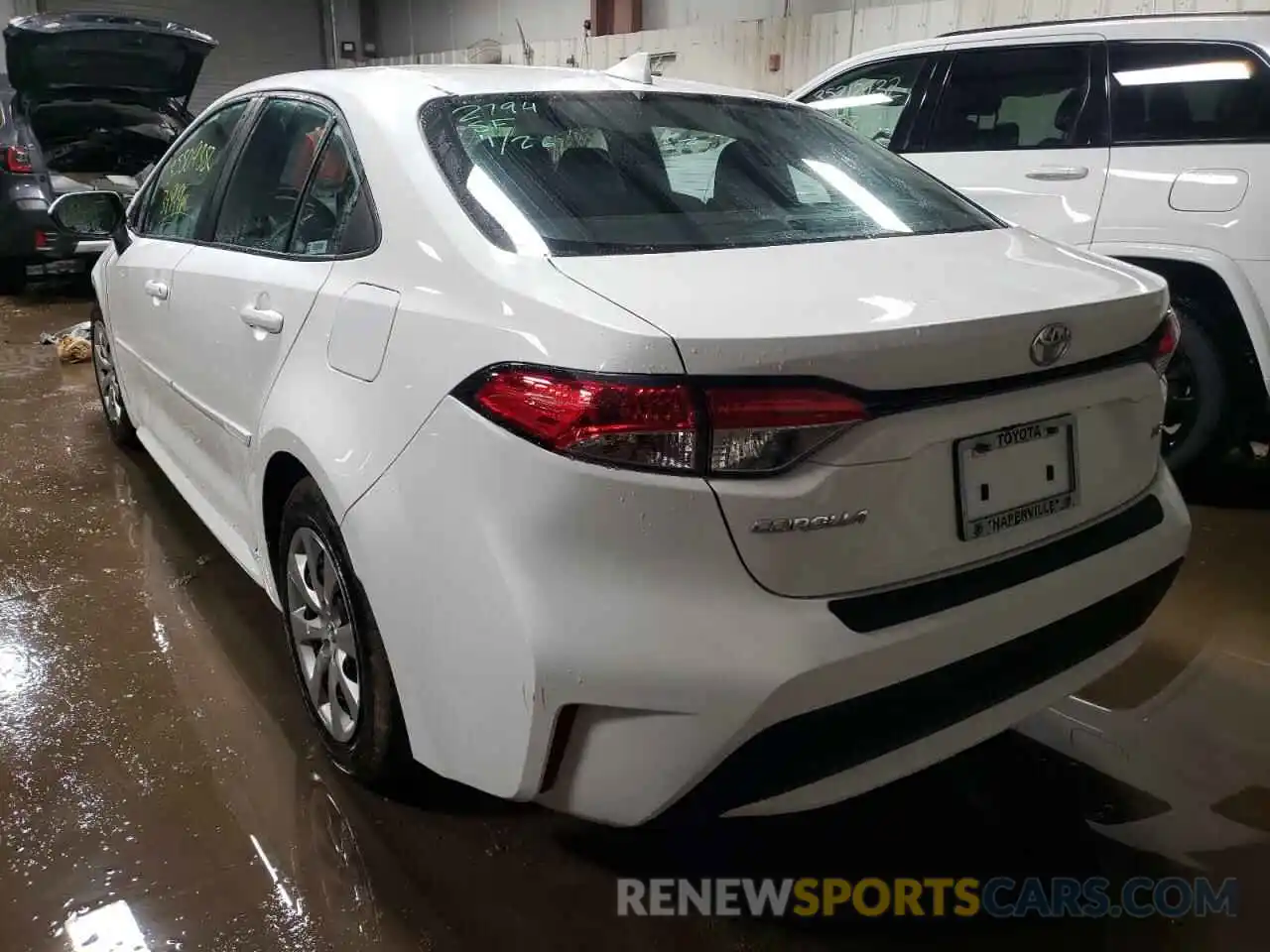 3 Photograph of a damaged car 5YFEPRAEXLP132368 TOYOTA COROLLA 2020