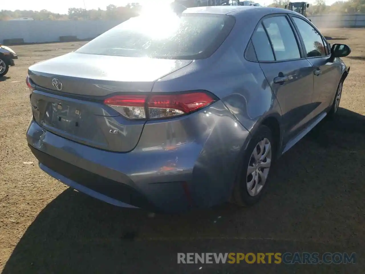 4 Photograph of a damaged car 5YFEPRAEXLP134458 TOYOTA COROLLA 2020