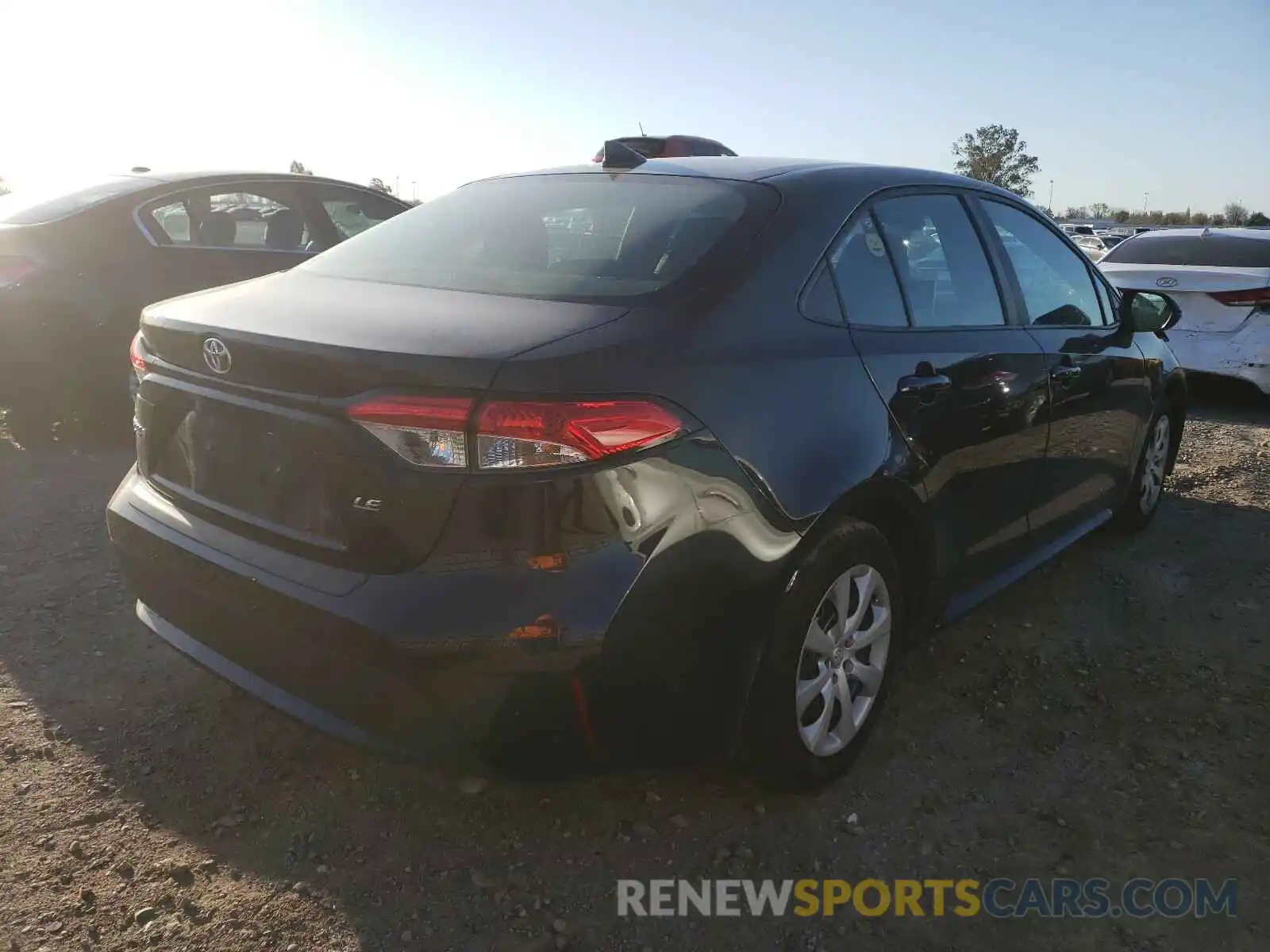 4 Photograph of a damaged car 5YFEPRAEXLP134587 TOYOTA COROLLA 2020