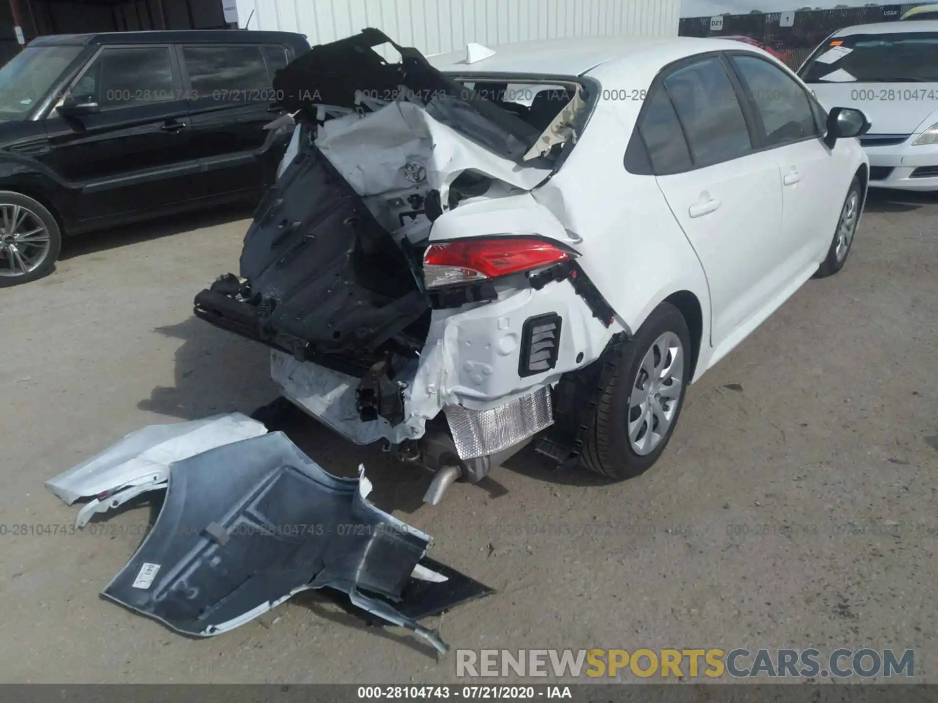 4 Photograph of a damaged car 5YFEPRAEXLP136968 TOYOTA COROLLA 2020