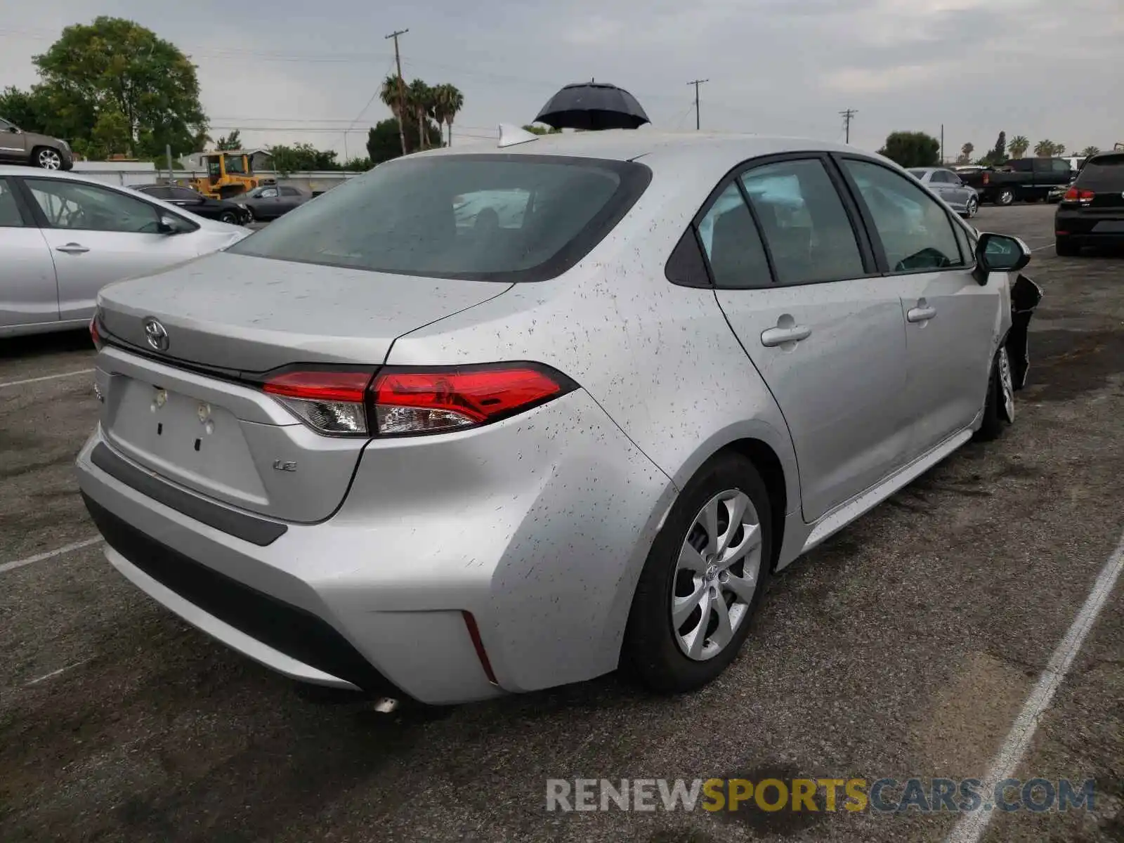 4 Photograph of a damaged car 5YFEPRAEXLP138610 TOYOTA COROLLA 2020