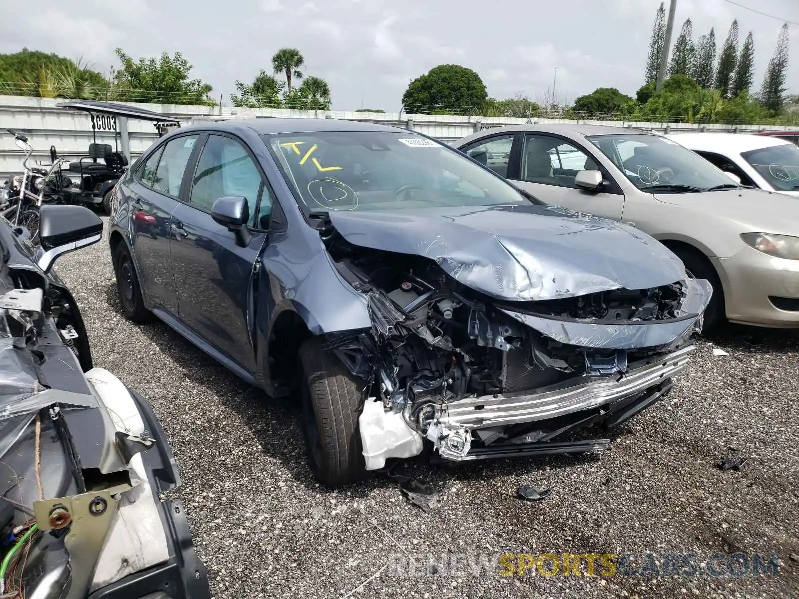 1 Photograph of a damaged car 5YFEPRAEXLP139403 TOYOTA COROLLA 2020