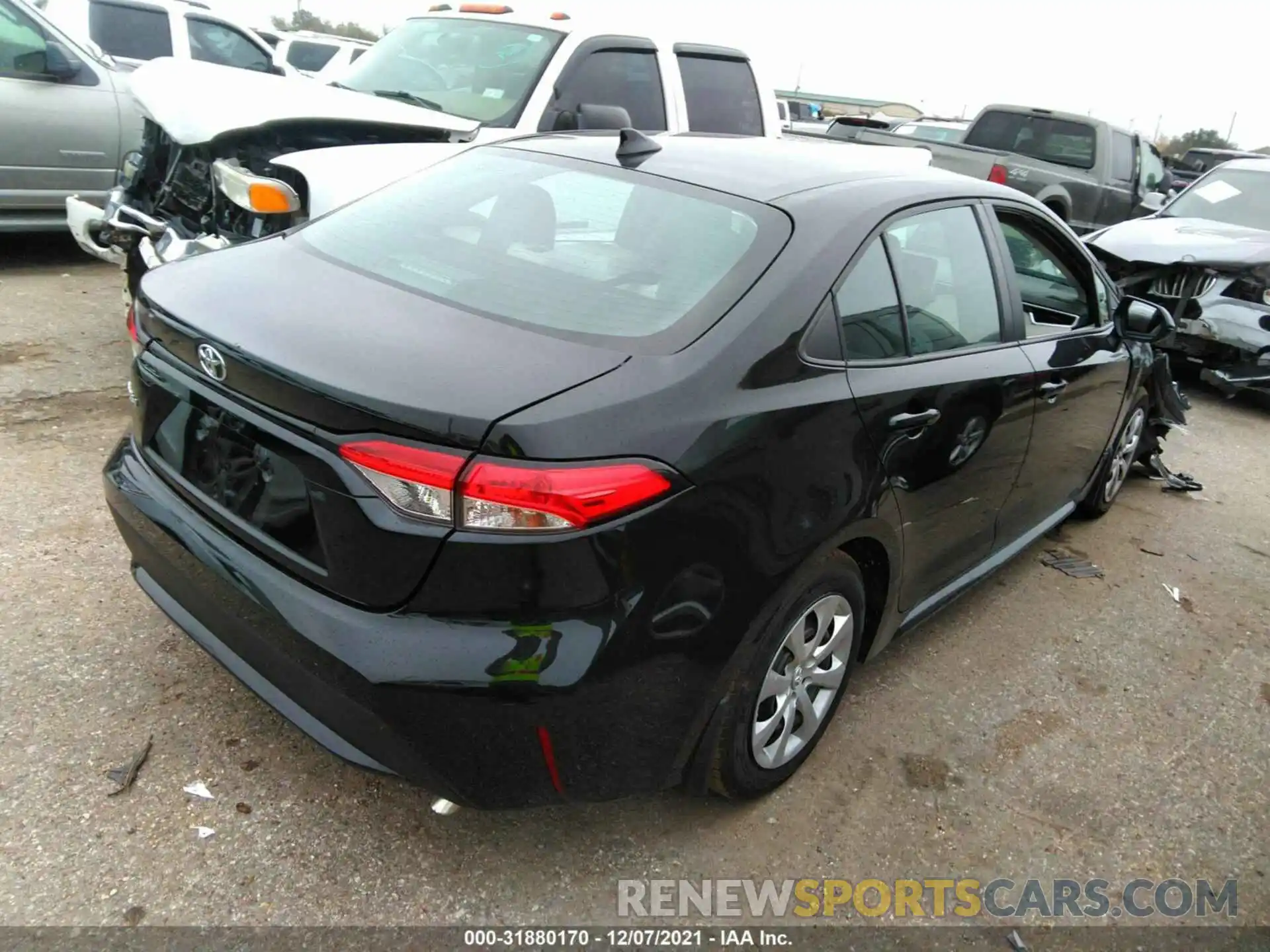 4 Photograph of a damaged car 5YFEPRAEXLP140356 TOYOTA COROLLA 2020