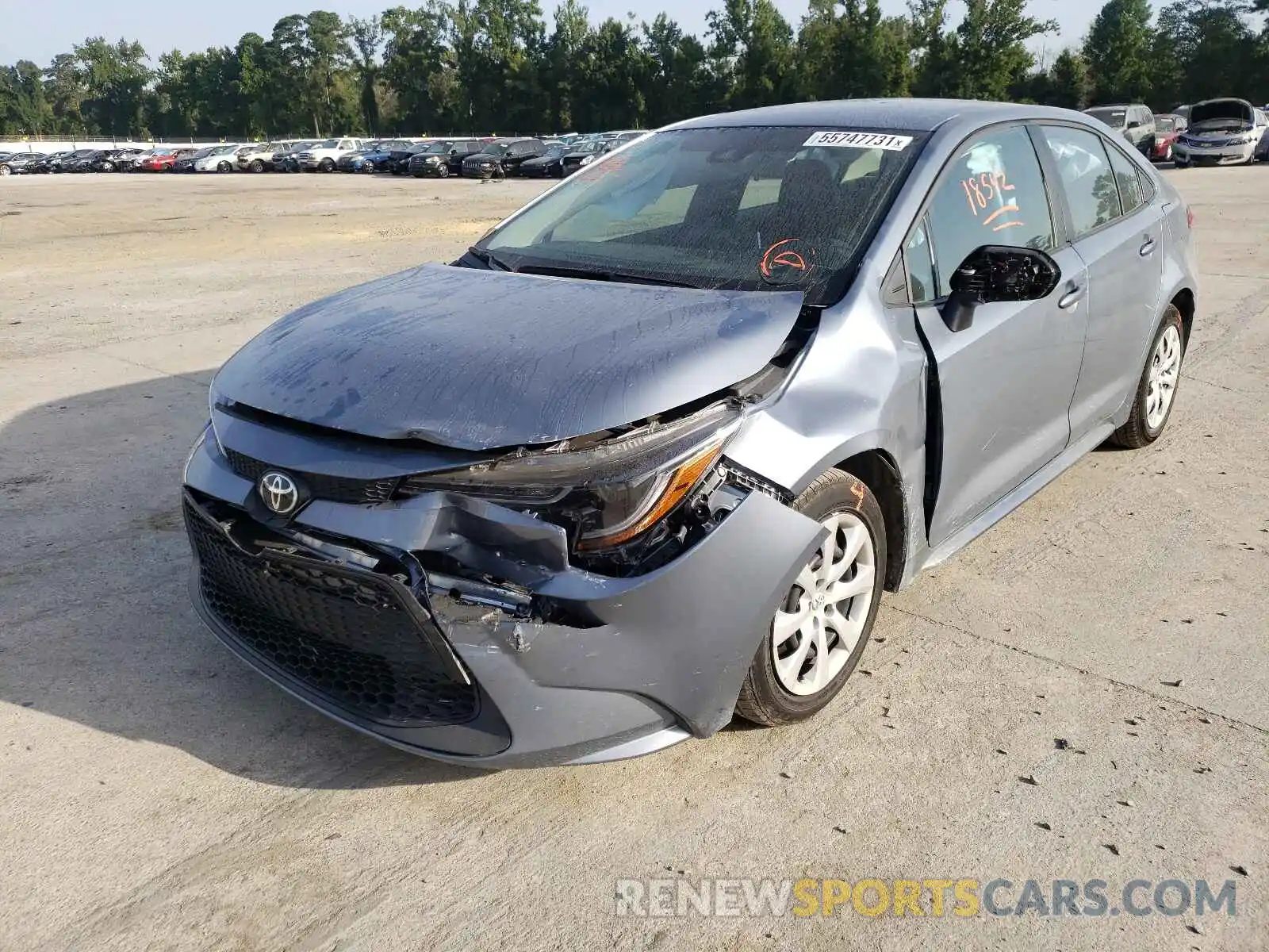 2 Photograph of a damaged car 5YFEPRAW6LP126230 TOYOTA COROLLA 2020