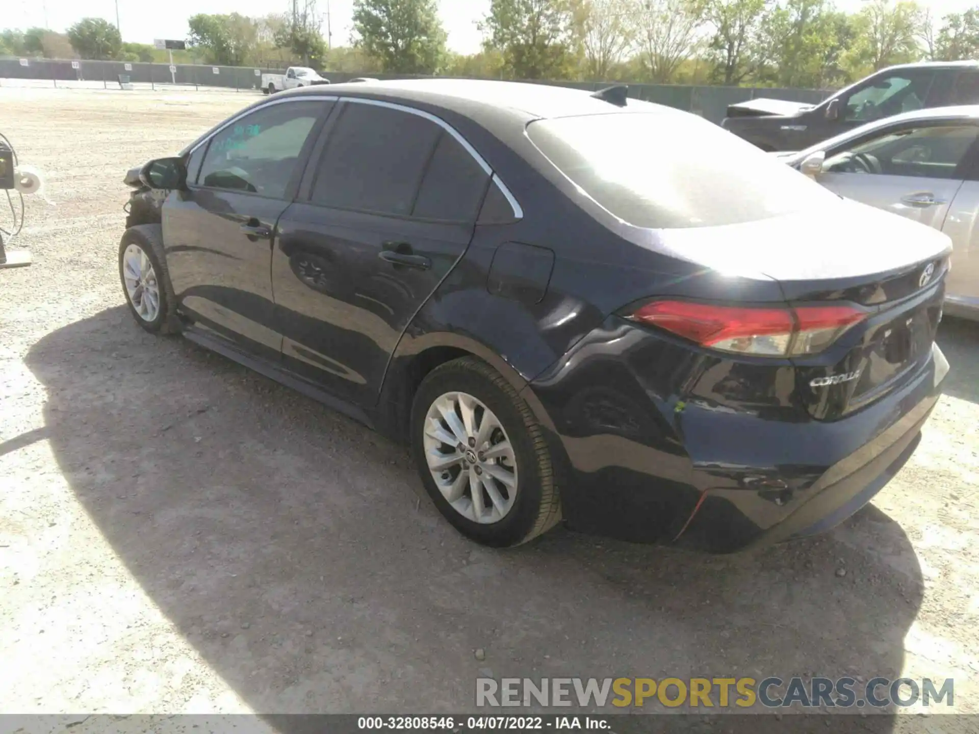 3 Photograph of a damaged car 5YFFPRAE1LP002340 TOYOTA COROLLA 2020