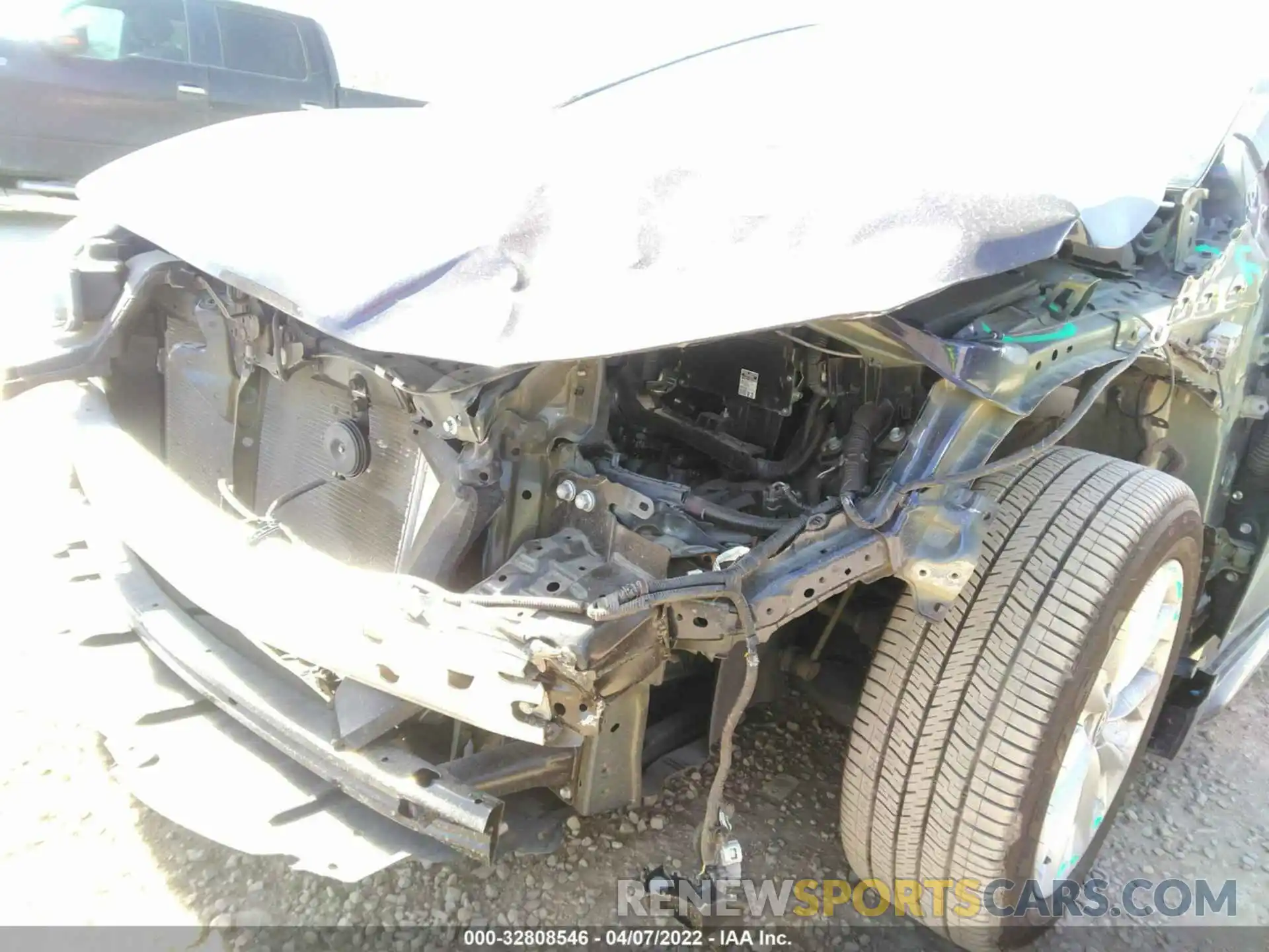 6 Photograph of a damaged car 5YFFPRAE1LP002340 TOYOTA COROLLA 2020