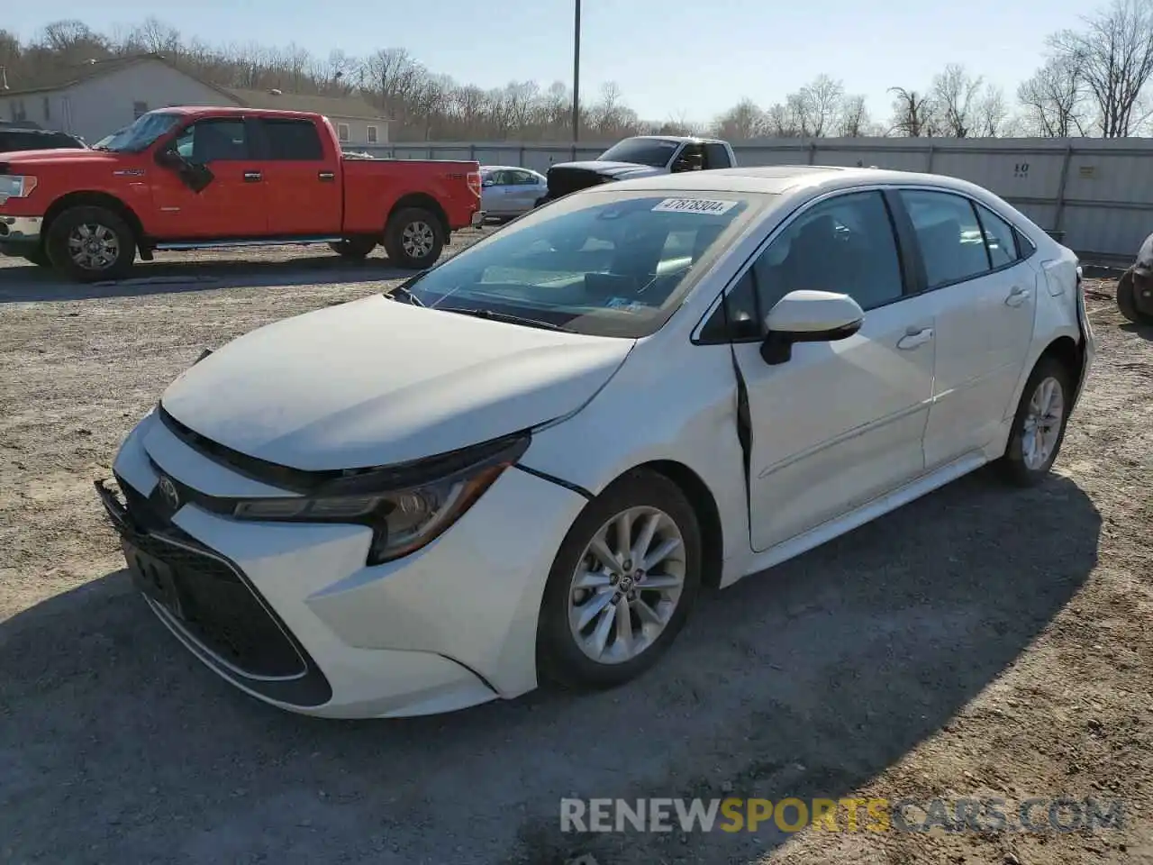 1 Photograph of a damaged car 5YFFPRAE1LP070136 TOYOTA COROLLA 2020