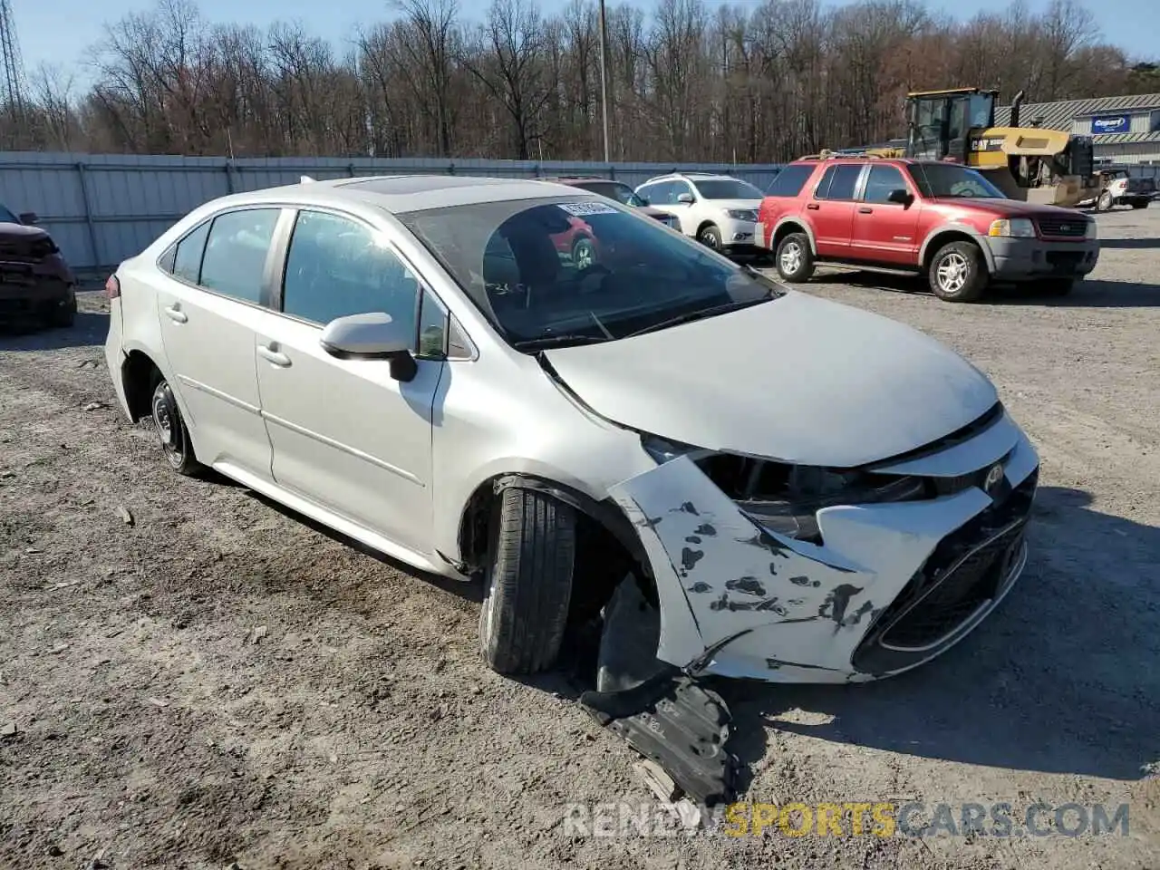 4 Photograph of a damaged car 5YFFPRAE1LP070136 TOYOTA COROLLA 2020