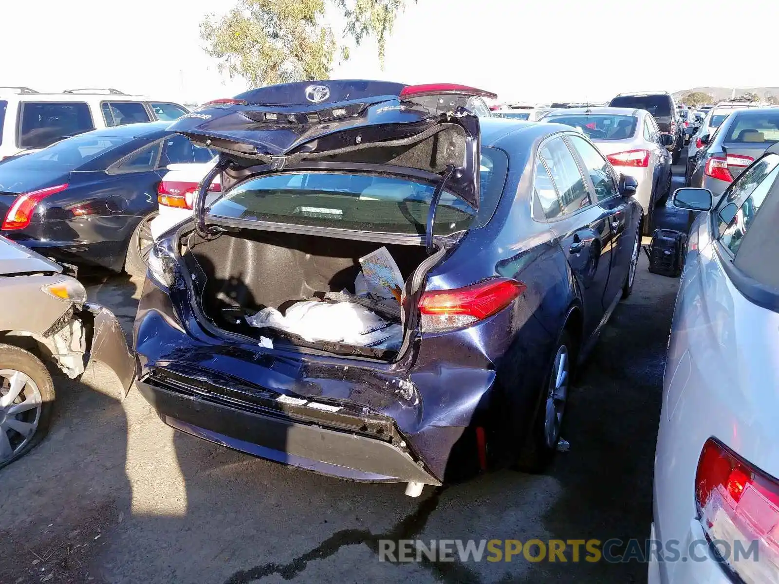 4 Photograph of a damaged car 5YFFPRAE2LP014495 TOYOTA COROLLA 2020