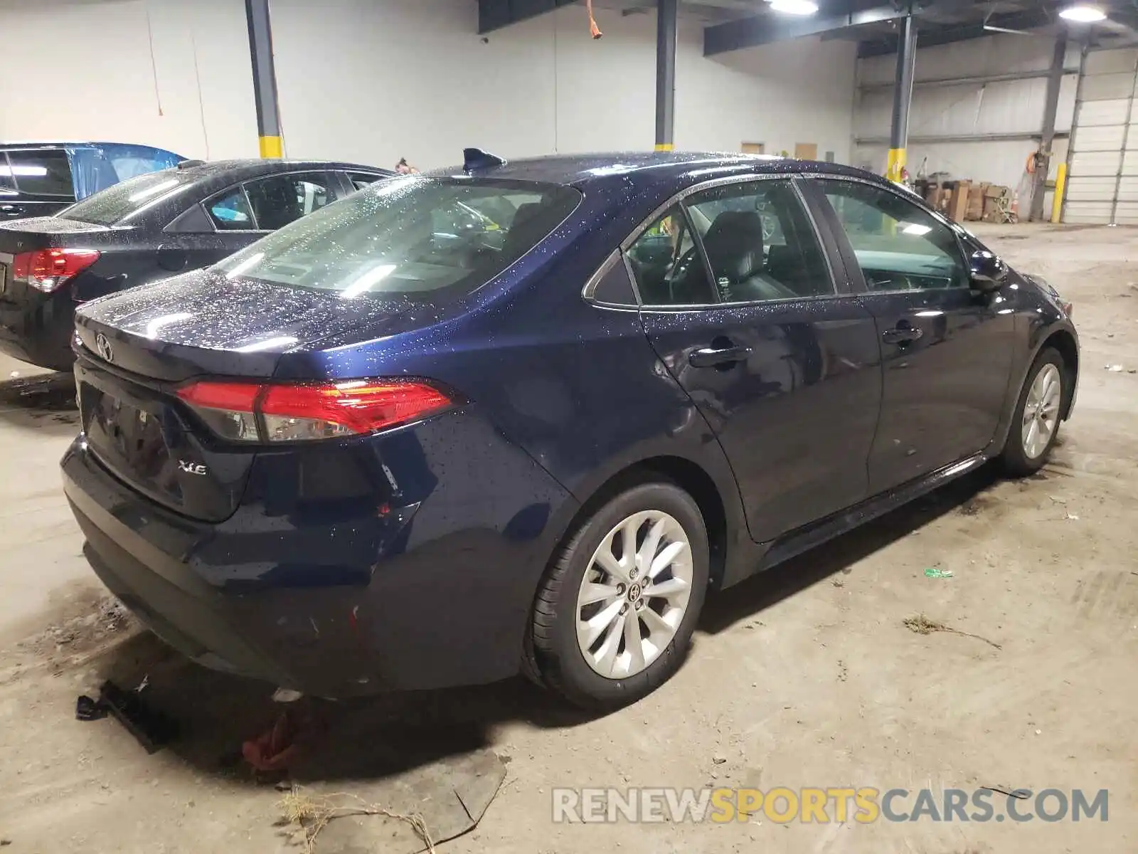 4 Photograph of a damaged car 5YFFPRAE2LP033578 TOYOTA COROLLA 2020