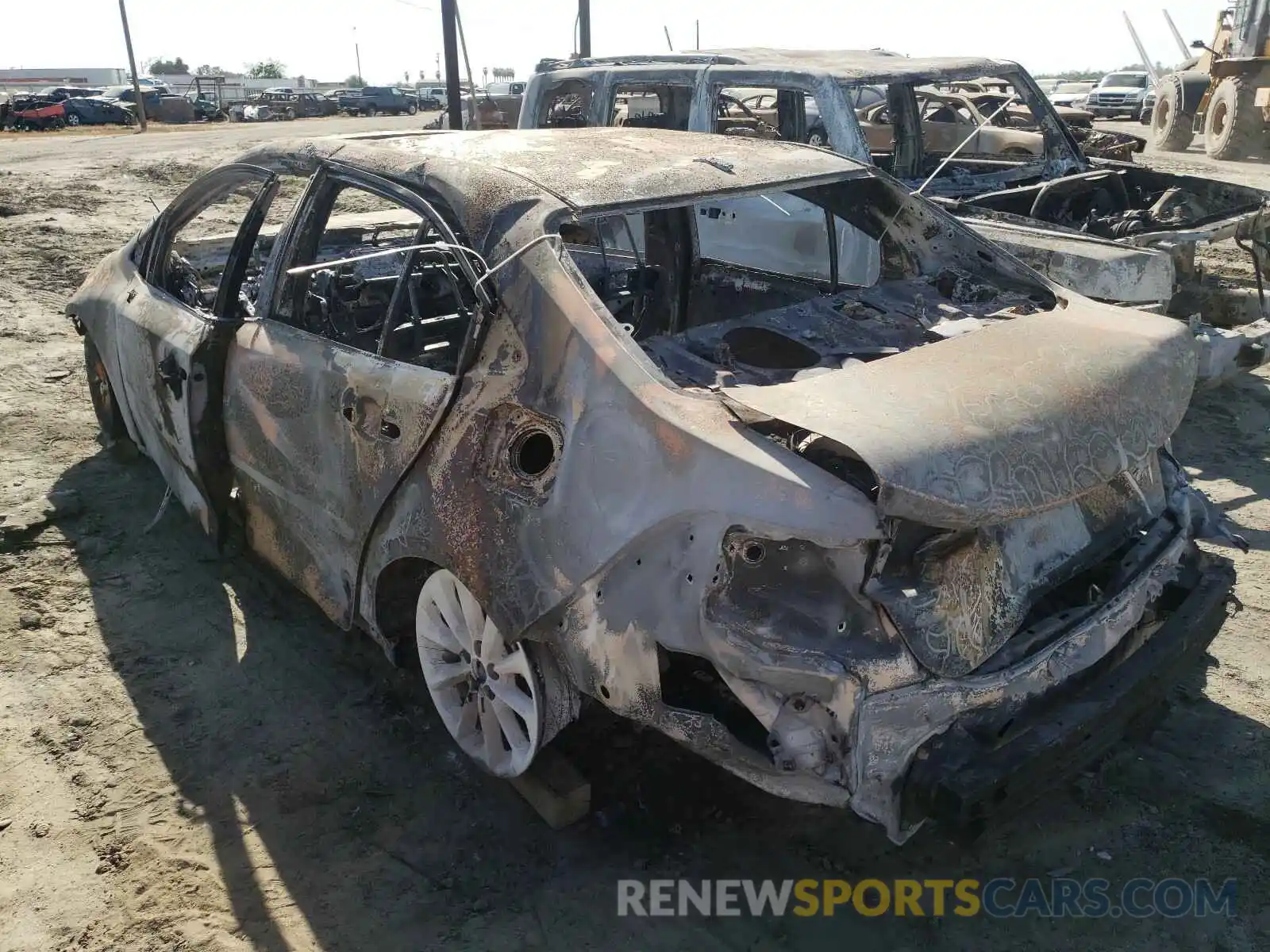 3 Photograph of a damaged car 5YFFPRAE2LP057301 TOYOTA COROLLA 2020