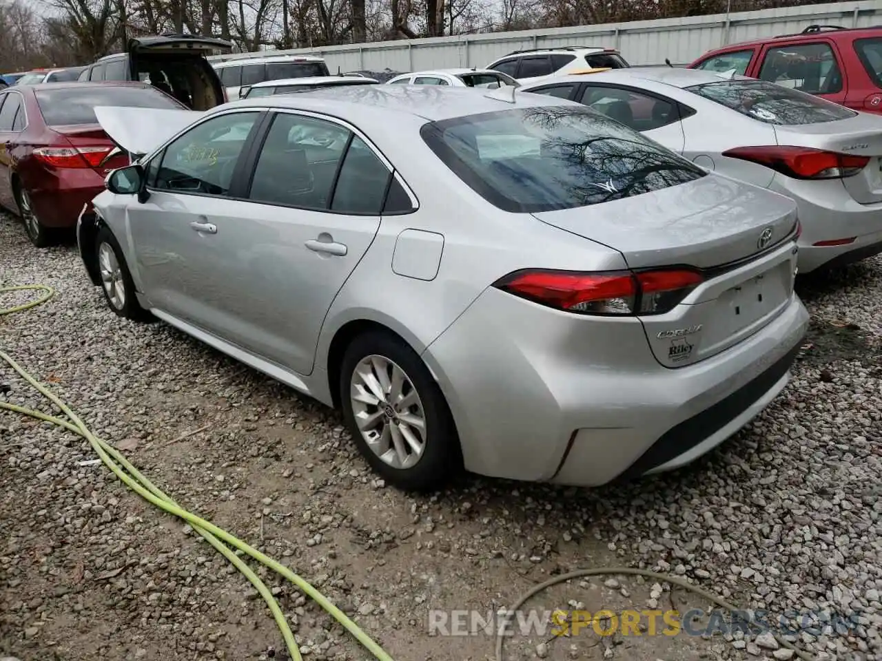 3 Photograph of a damaged car 5YFFPRAE2LP058013 TOYOTA COROLLA 2020