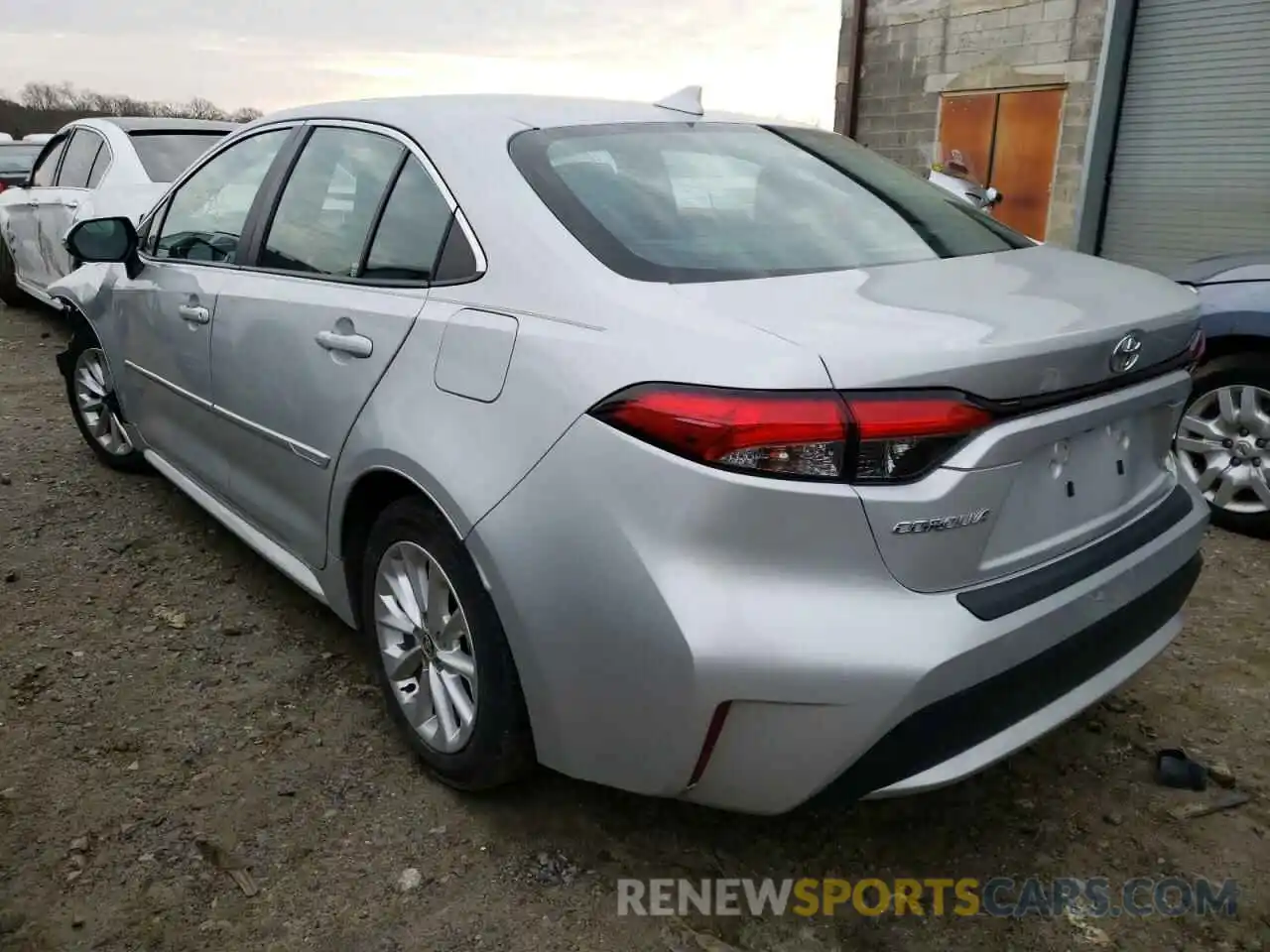 3 Photograph of a damaged car 5YFFPRAE2LP074437 TOYOTA COROLLA 2020