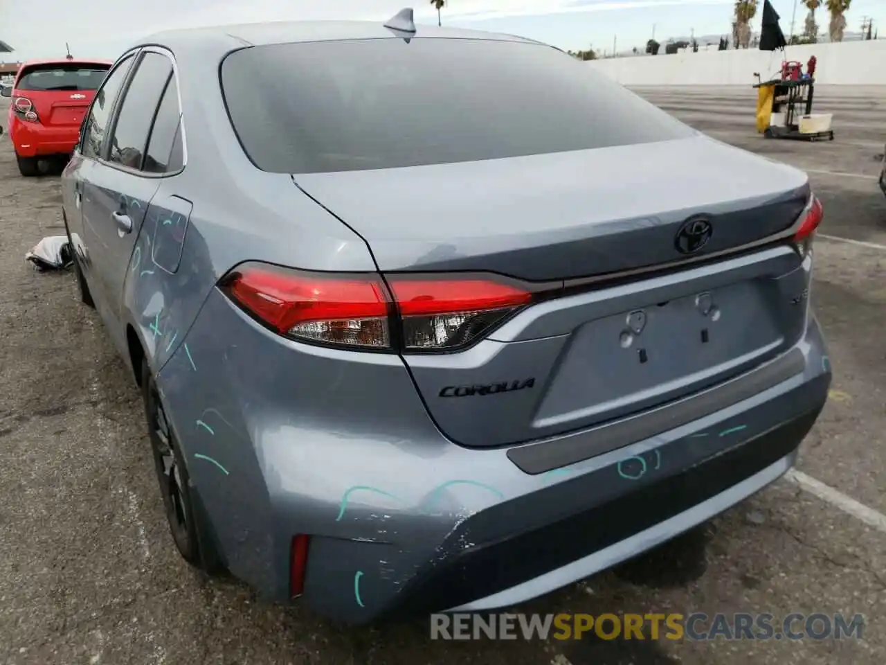 3 Photograph of a damaged car 5YFFPRAE2LP105718 TOYOTA COROLLA 2020