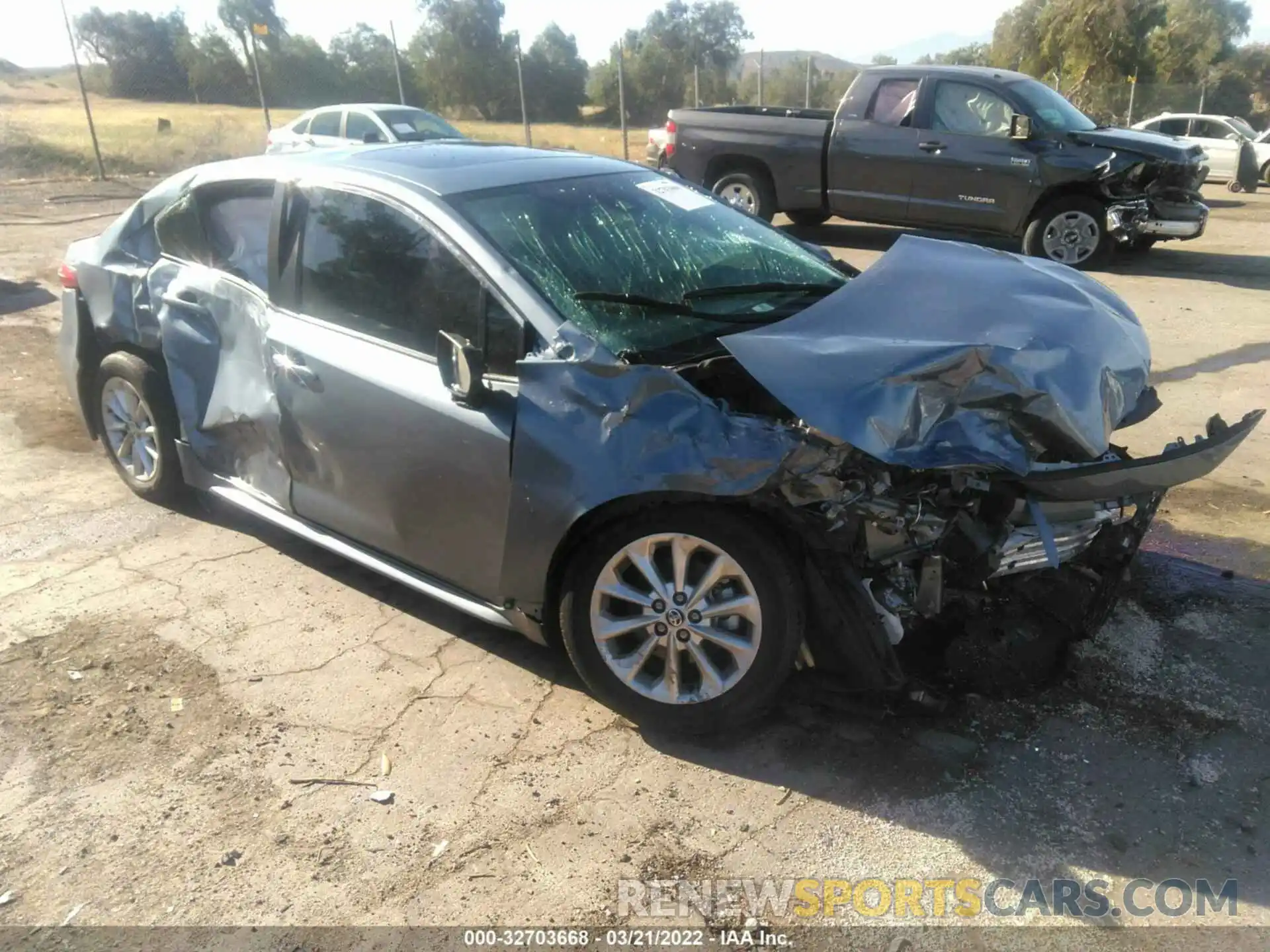 1 Photograph of a damaged car 5YFFPRAE3LP123063 TOYOTA COROLLA 2020