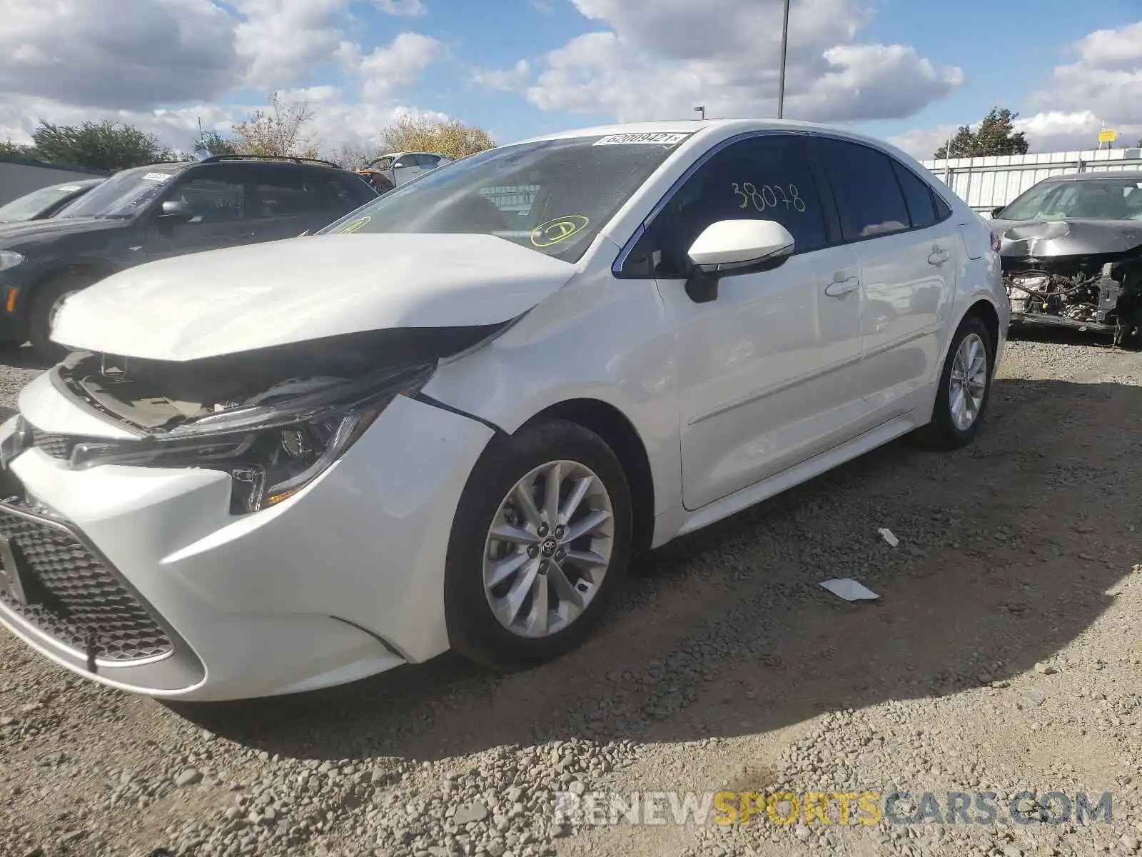 2 Photograph of a damaged car 5YFFPRAE4LP037857 TOYOTA COROLLA 2020