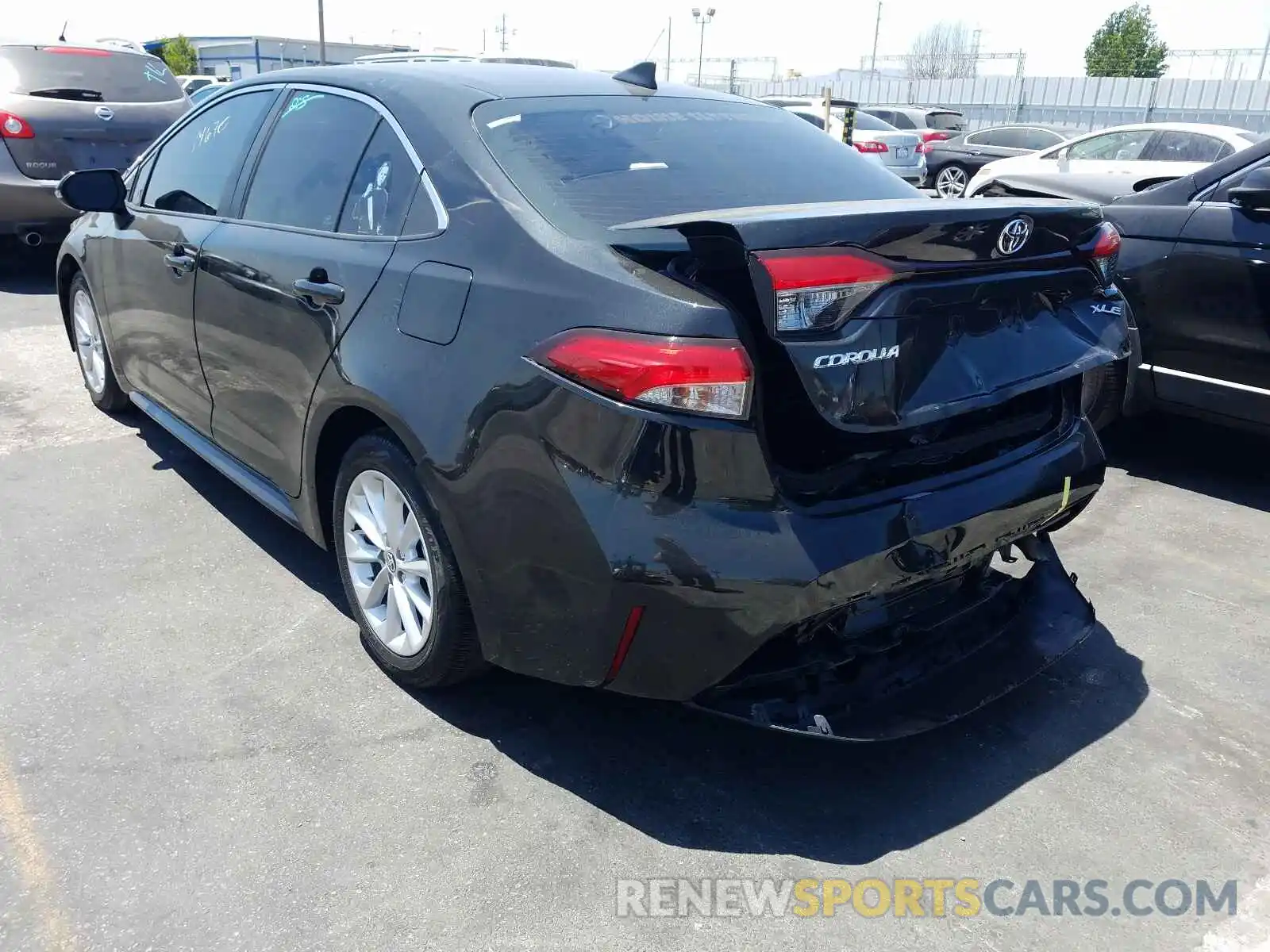 3 Photograph of a damaged car 5YFFPRAE5LP040038 TOYOTA COROLLA 2020