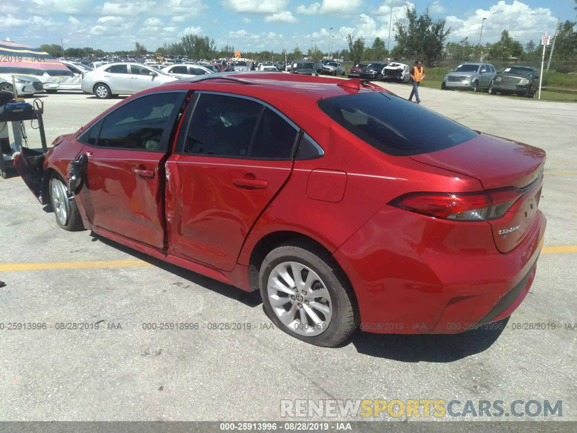 3 Photograph of a damaged car 5YFFPRAE6LP005850 TOYOTA COROLLA 2020