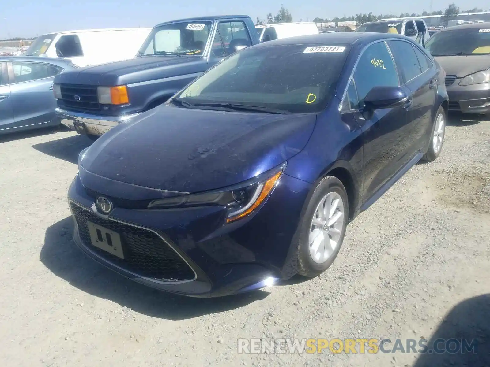 2 Photograph of a damaged car 5YFFPRAE6LP062226 TOYOTA COROLLA 2020