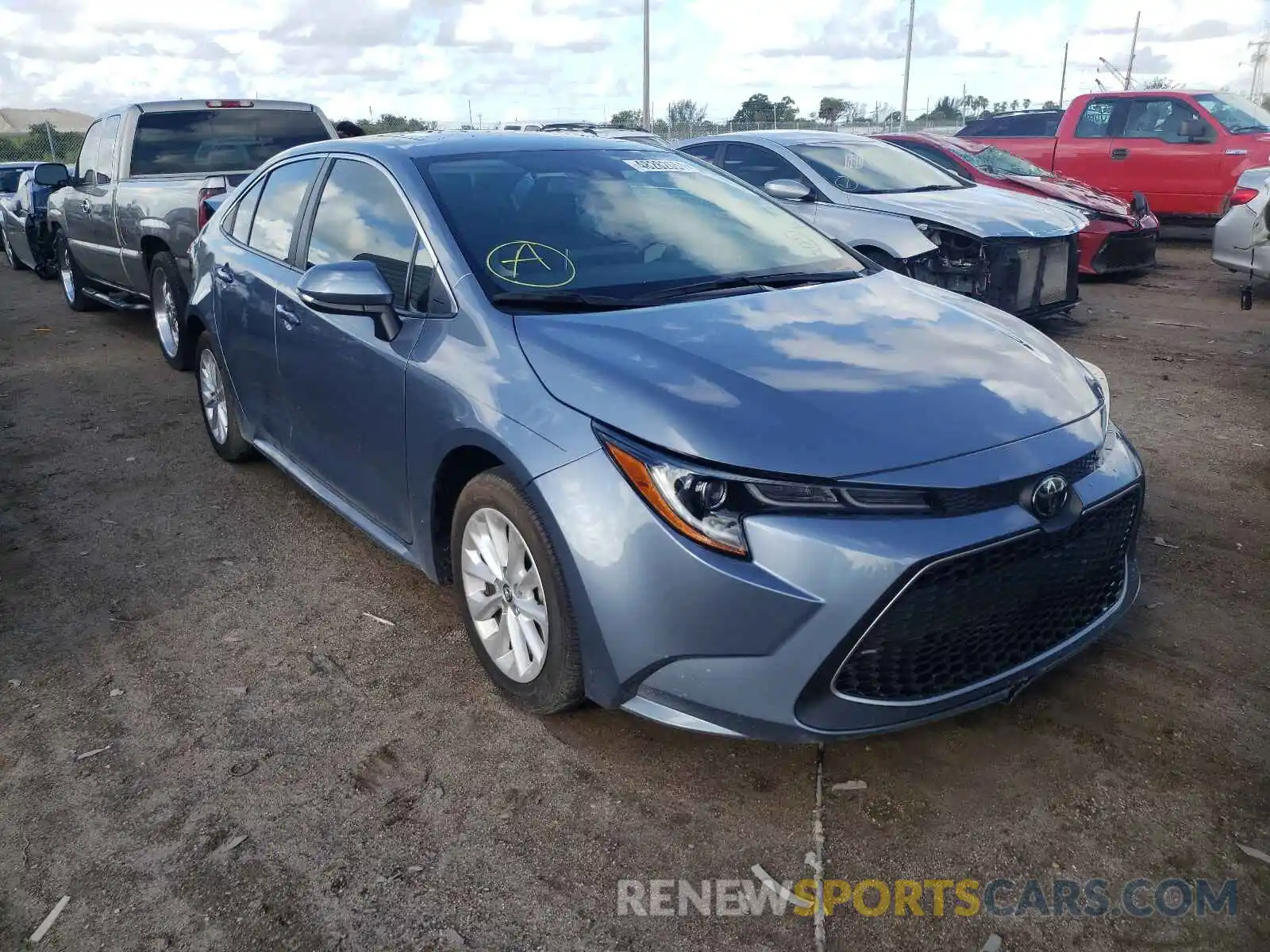 1 Photograph of a damaged car 5YFFPRAE9LP022335 TOYOTA COROLLA 2020