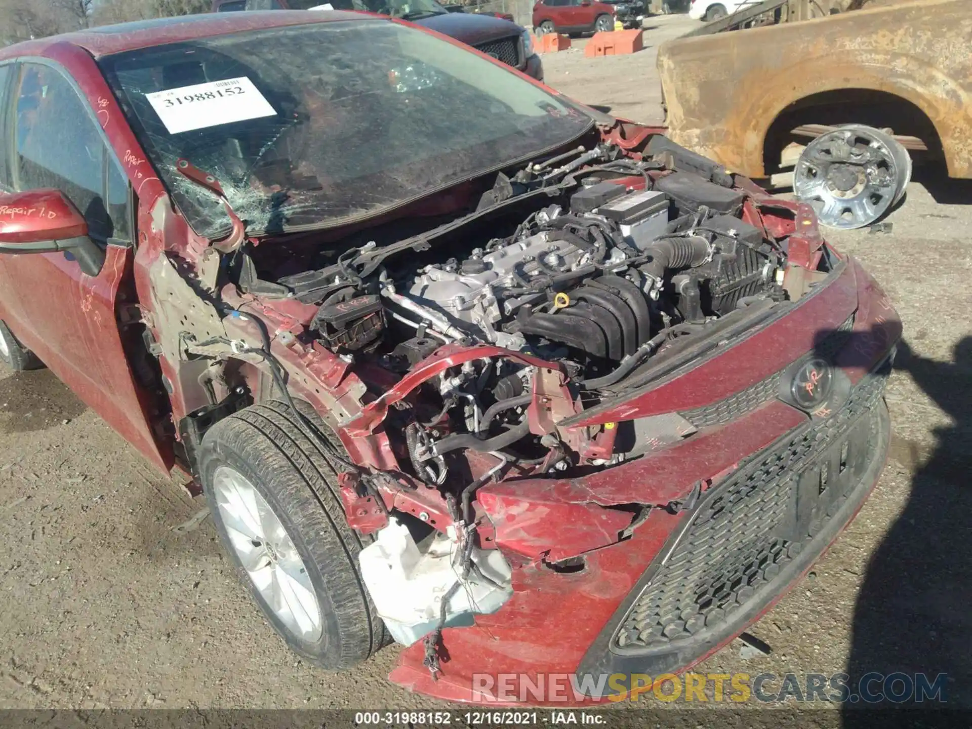 6 Photograph of a damaged car 5YFFPRAEXLP024515 TOYOTA COROLLA 2020