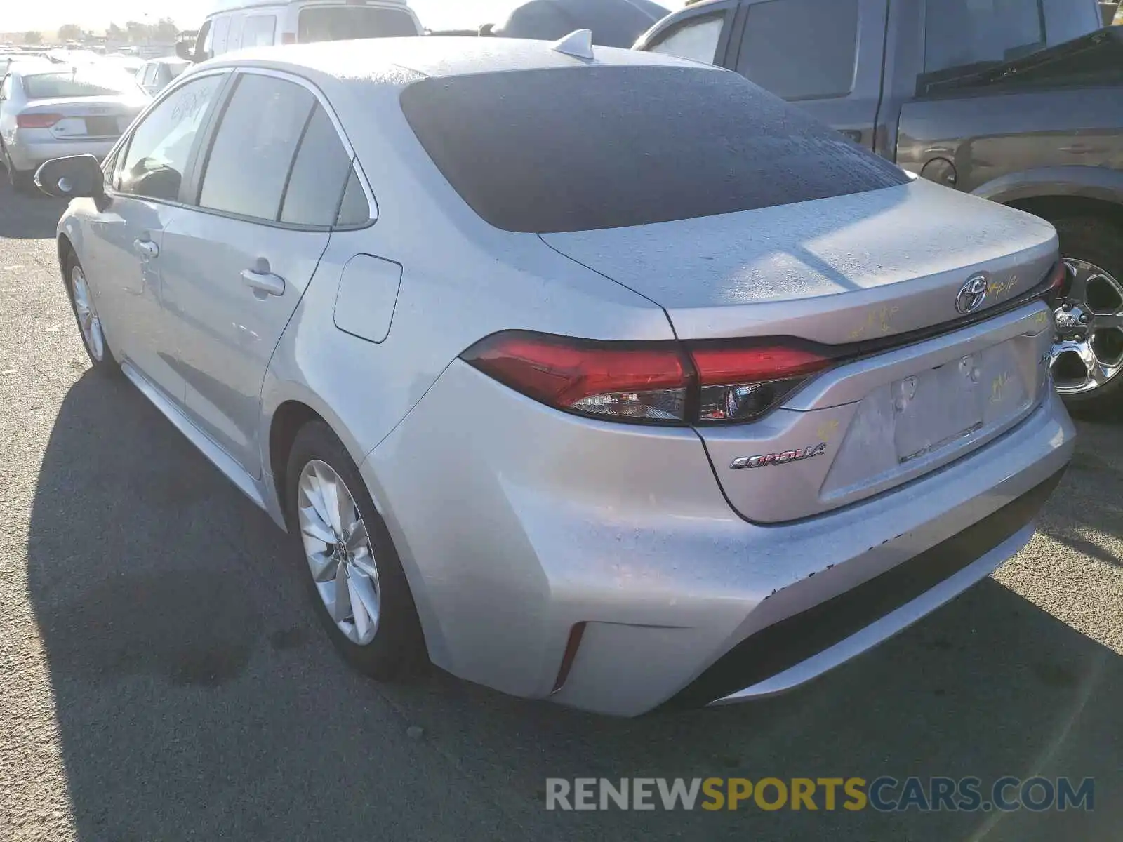 3 Photograph of a damaged car 5YFFPRAEXLP027219 TOYOTA COROLLA 2020