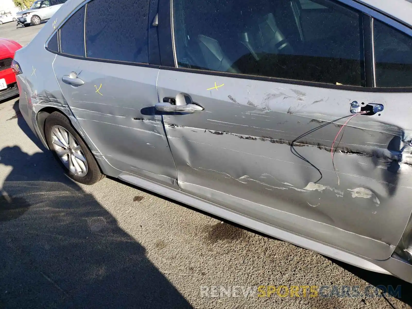 9 Photograph of a damaged car 5YFFPRAEXLP027219 TOYOTA COROLLA 2020