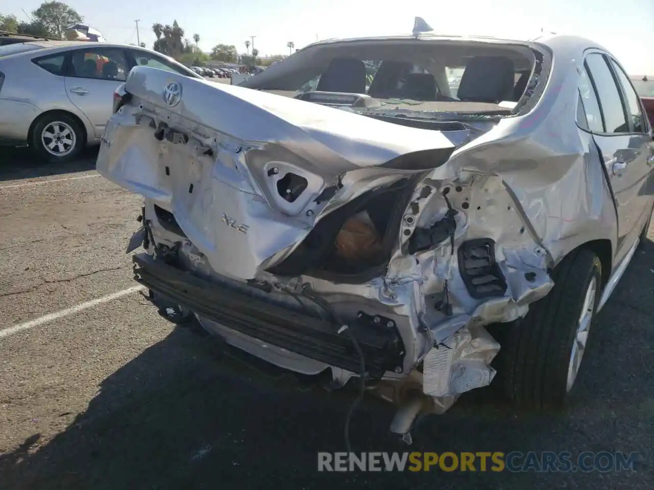 9 Photograph of a damaged car 5YFFPRAEXLP091955 TOYOTA COROLLA 2020