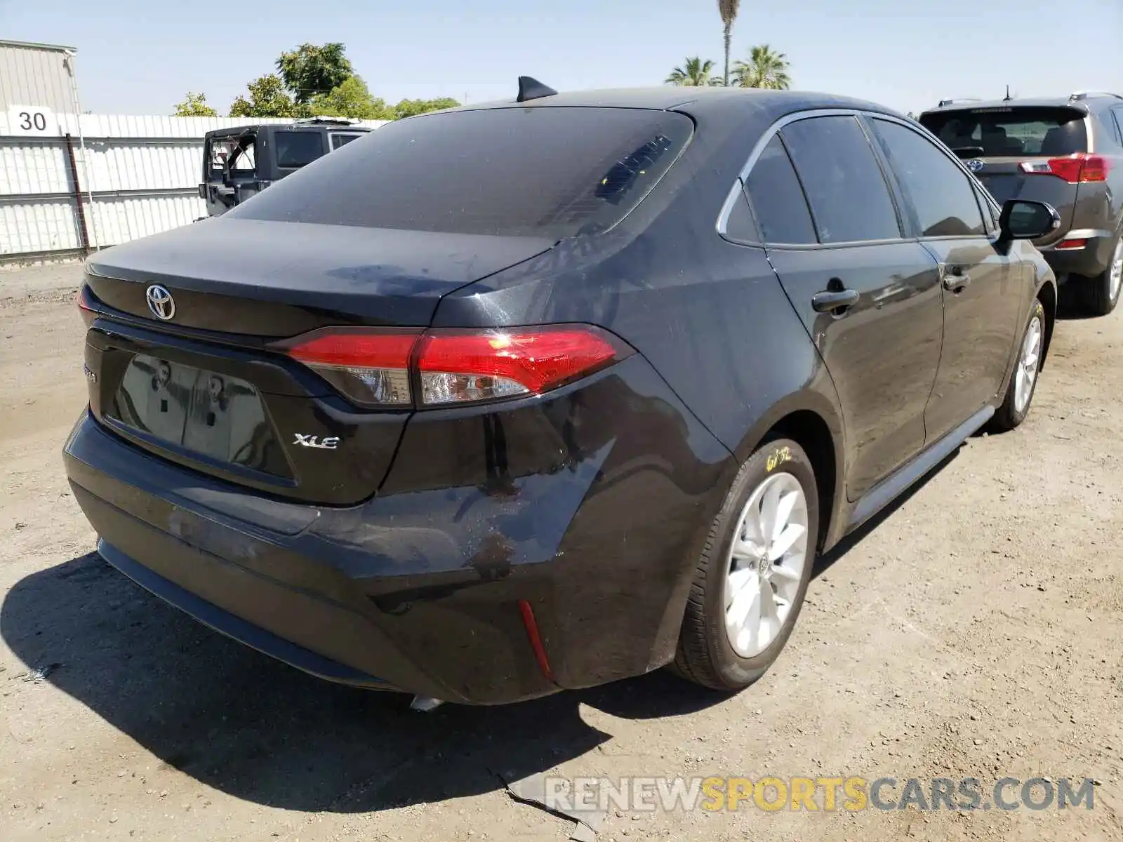 4 Photograph of a damaged car 5YFFPRAEXLP127076 TOYOTA COROLLA 2020