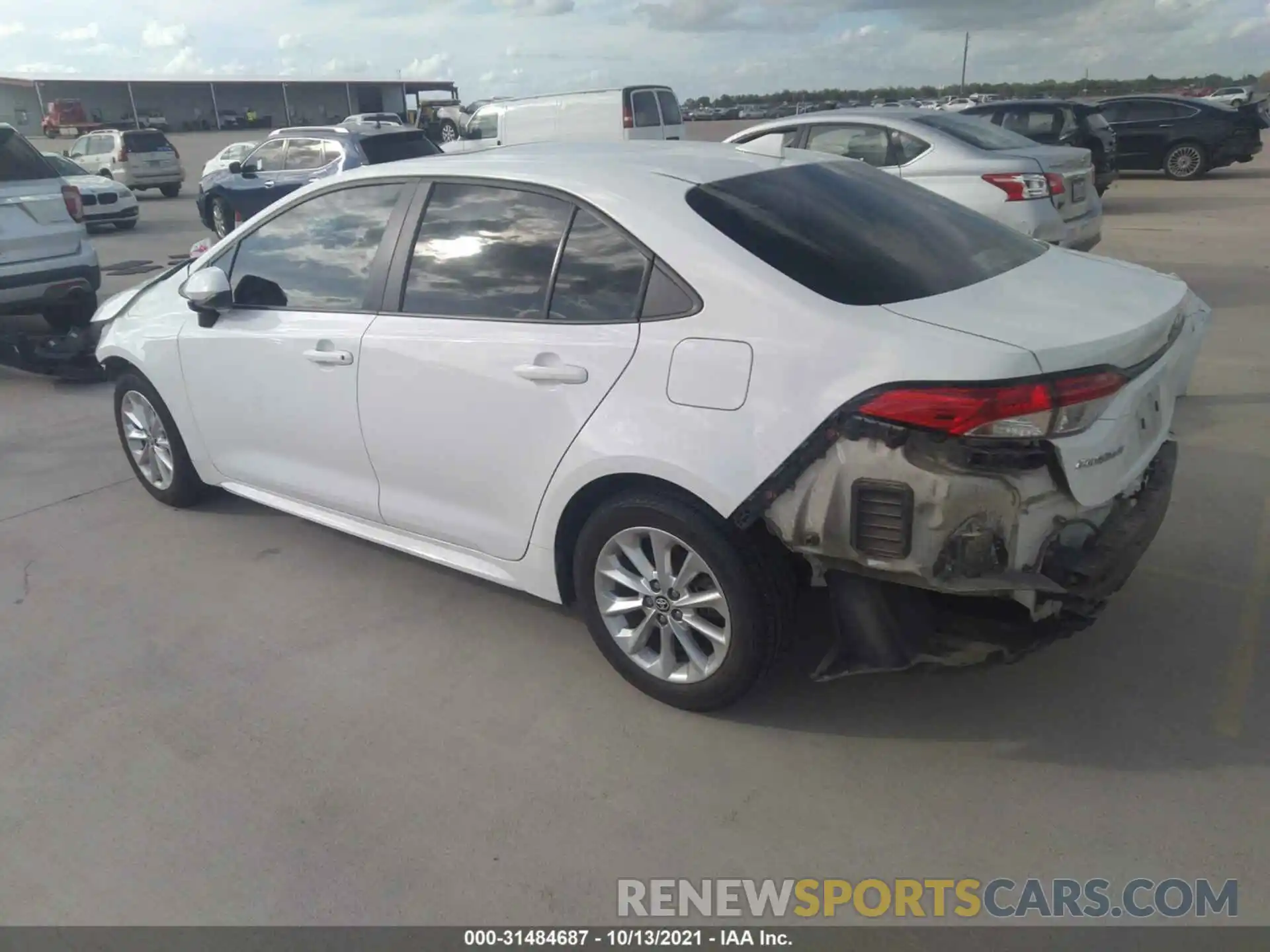 3 Photograph of a damaged car 5YFHPRAE0LP023978 TOYOTA COROLLA 2020