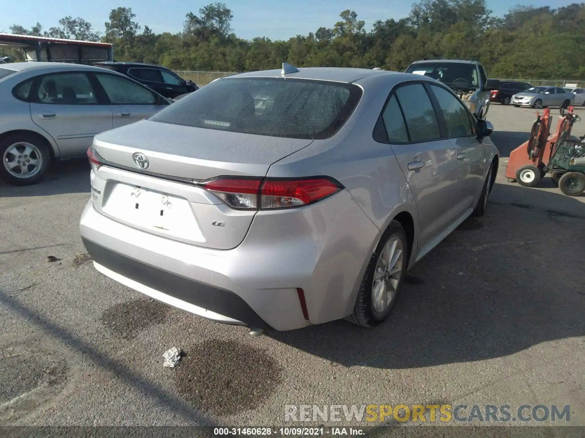 4 Photograph of a damaged car 5YFHPRAE0LP024581 TOYOTA COROLLA 2020