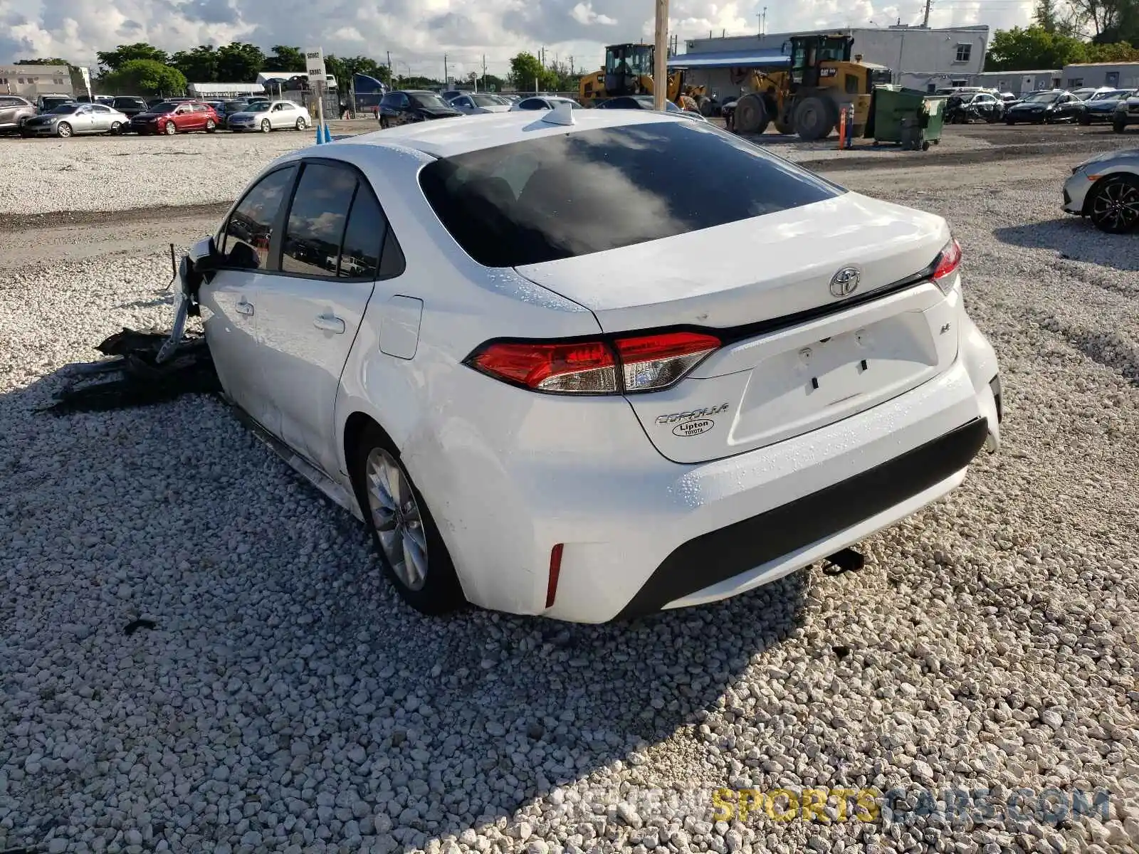 3 Photograph of a damaged car 5YFHPRAE0LP026606 TOYOTA COROLLA 2020