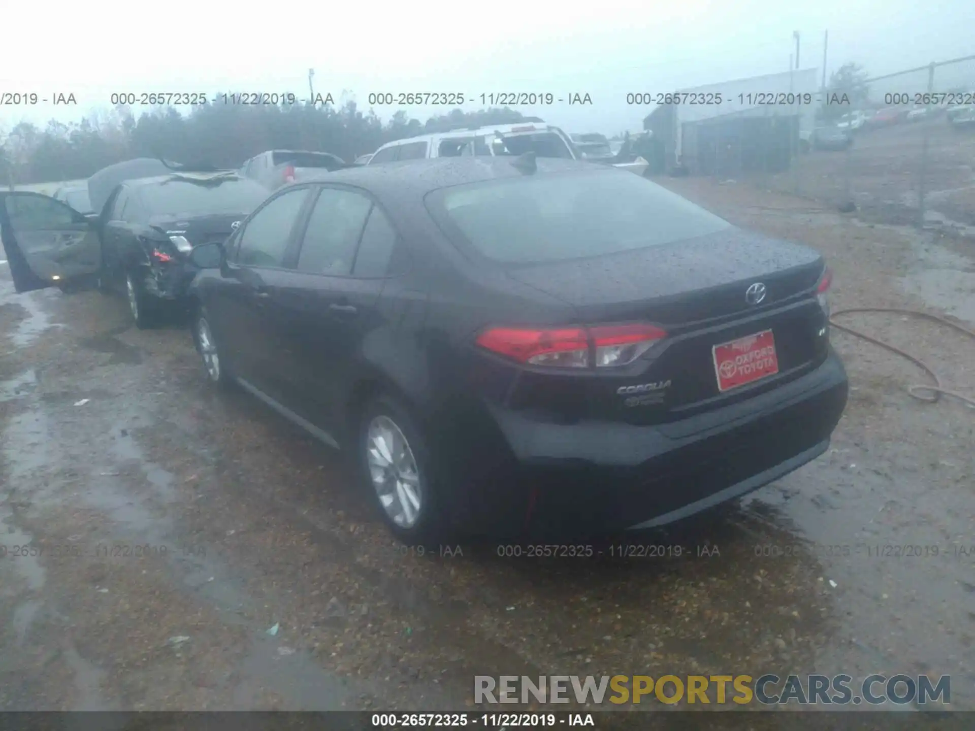 3 Photograph of a damaged car 5YFHPRAE0LP038383 TOYOTA COROLLA 2020