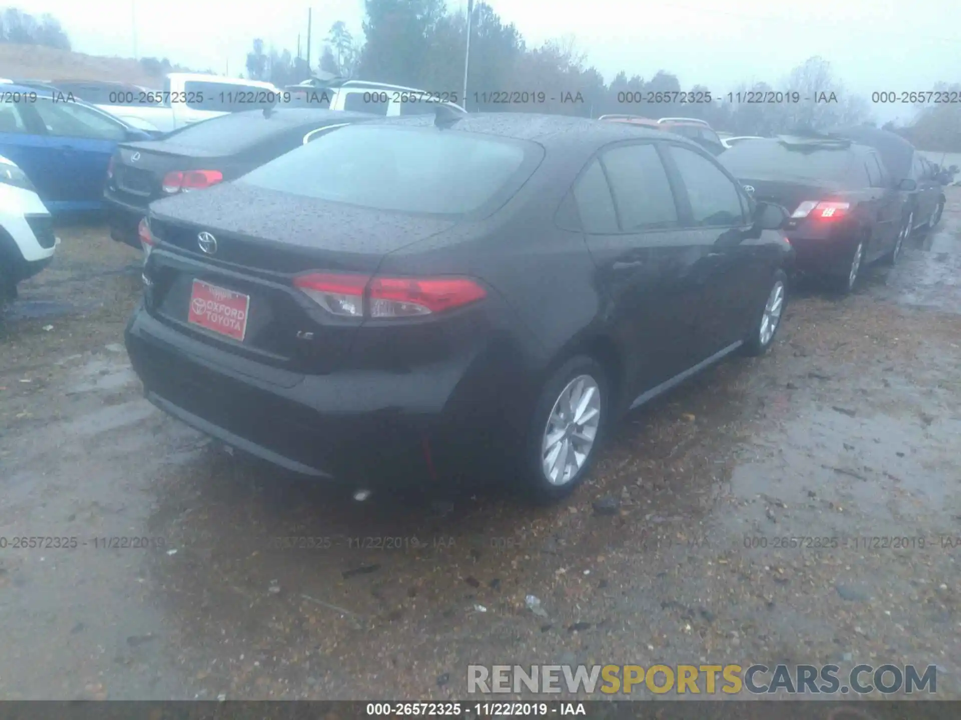 4 Photograph of a damaged car 5YFHPRAE0LP038383 TOYOTA COROLLA 2020