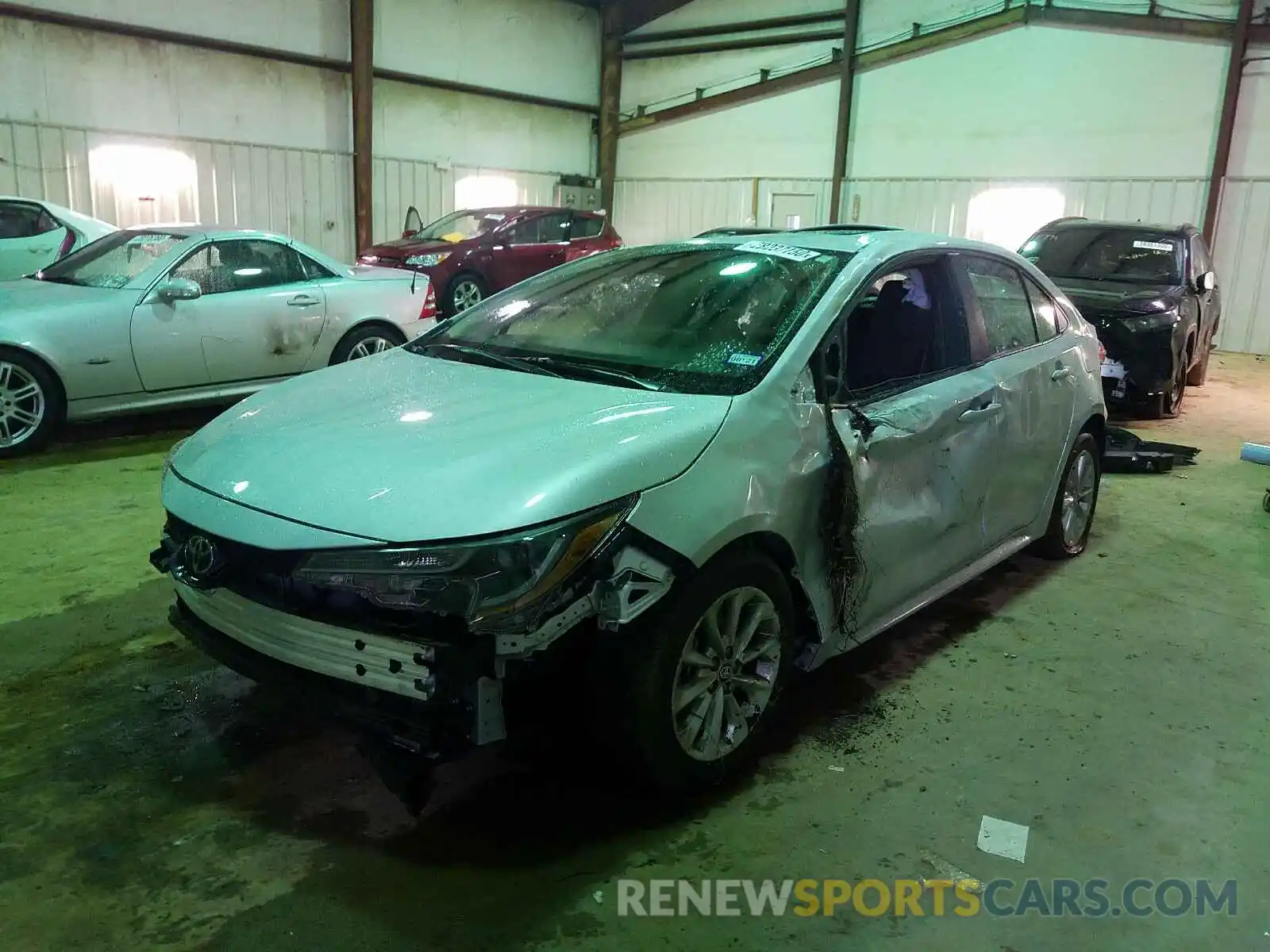 2 Photograph of a damaged car 5YFHPRAE0LP042448 TOYOTA COROLLA 2020