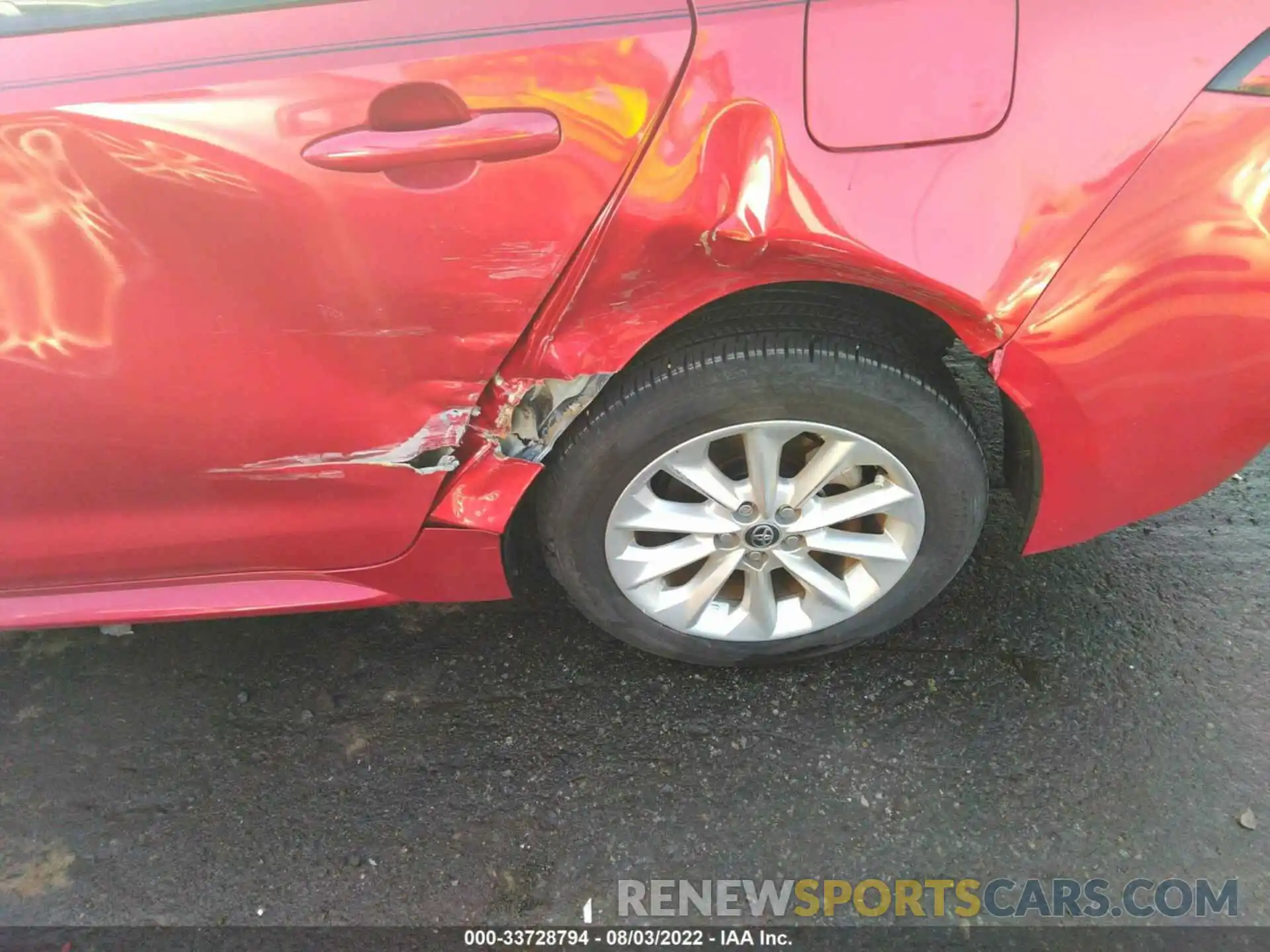 6 Photograph of a damaged car 5YFHPRAE0LP058360 TOYOTA COROLLA 2020